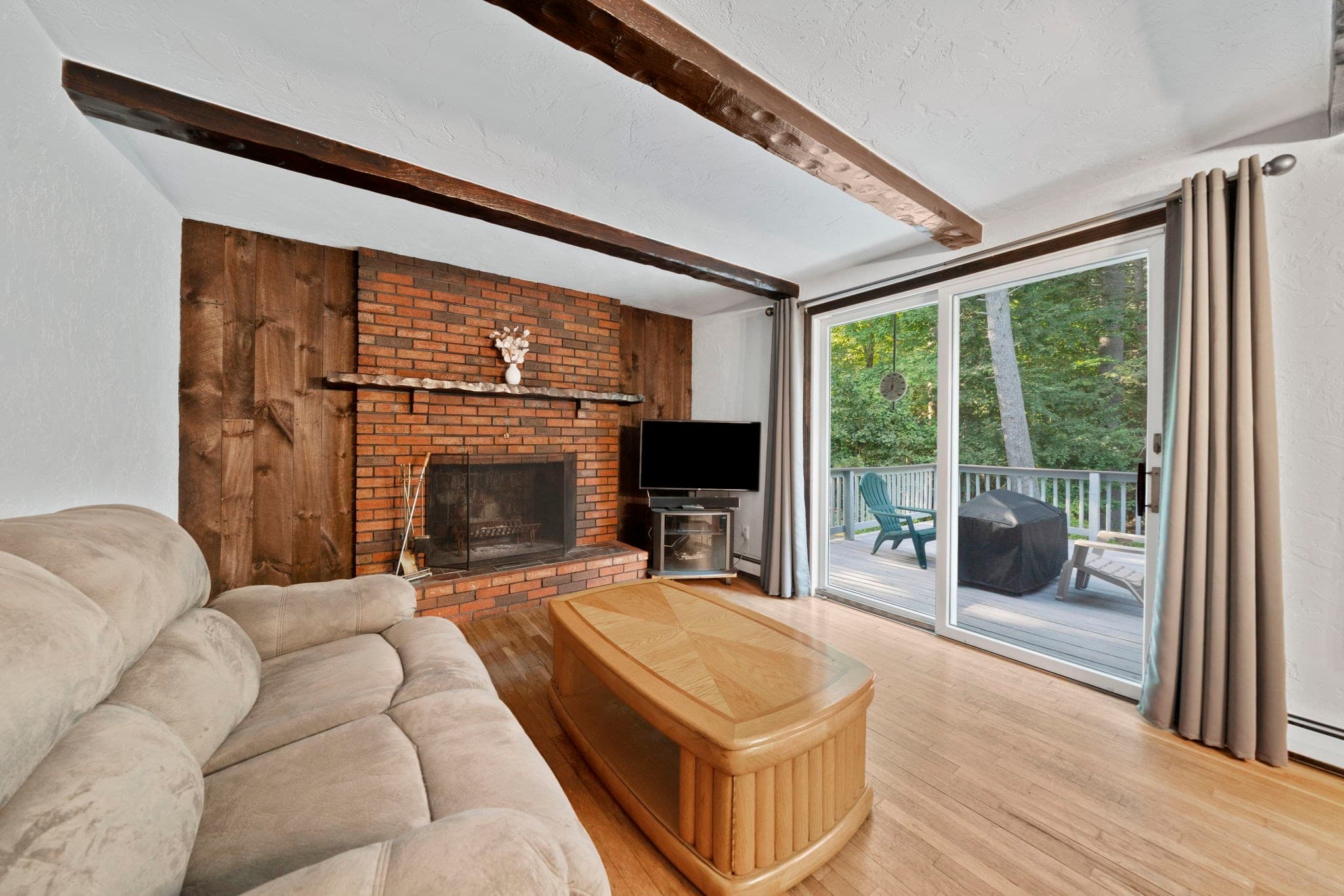Single Family Residence at 44 Pine Island Rd, Hanover MA 02339, Hanover, photo 10 of 37