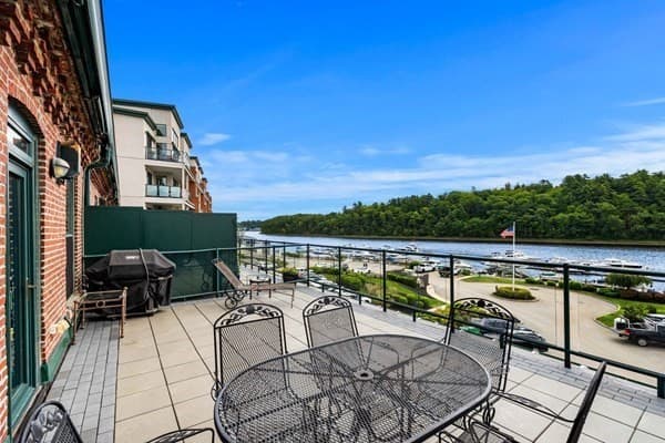 Condominium at 60 Merrimac Street # 615, Amesbury MA 01913, Amesbury, photo 37 of 42
