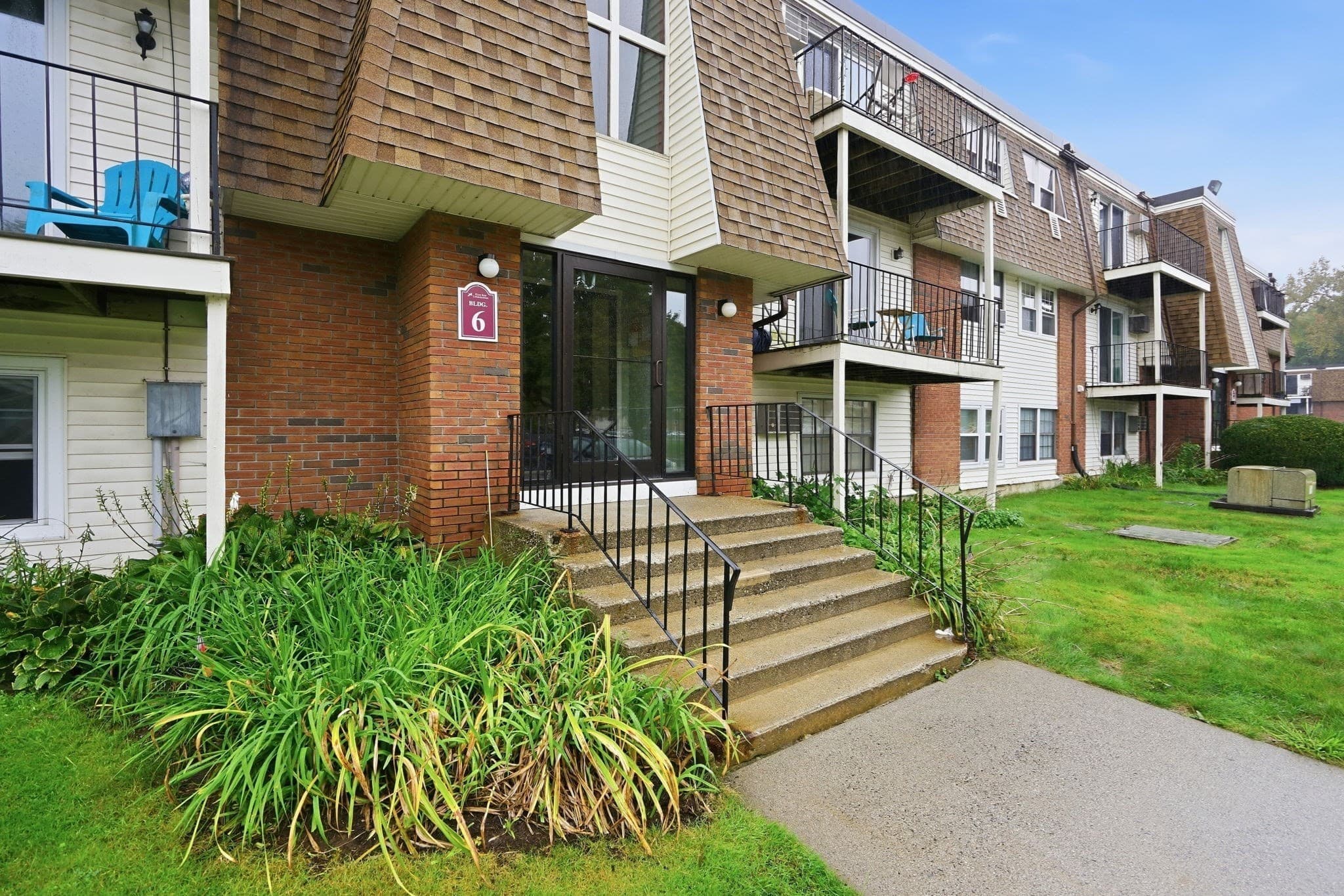 80 Damon Rd # 6308, Northampton MA 01060