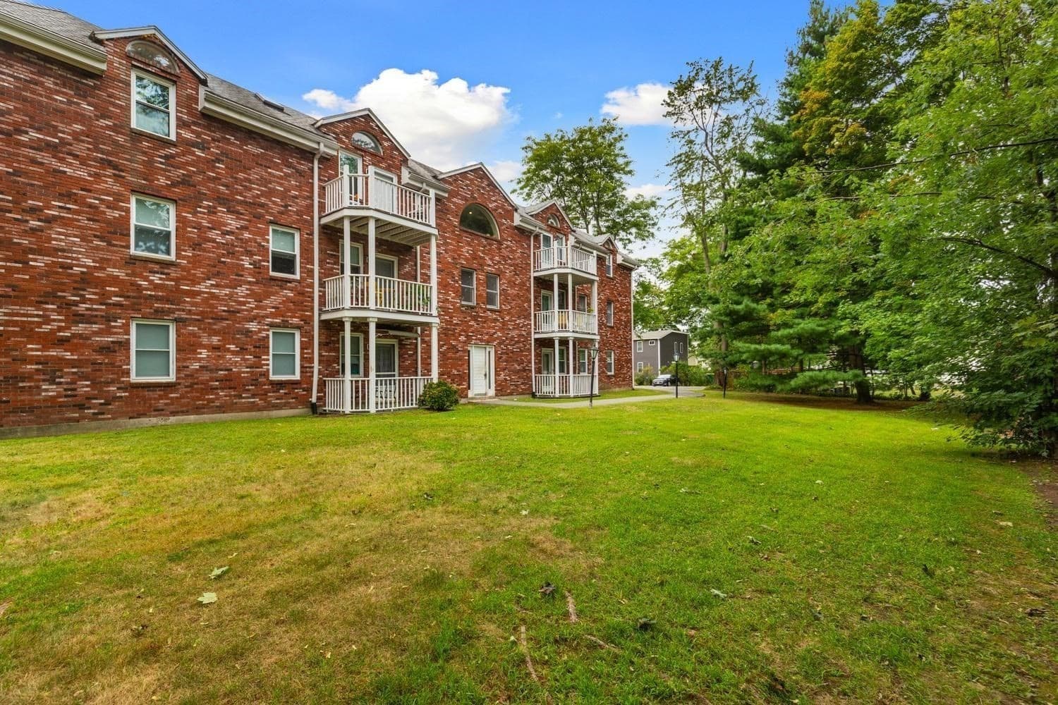 Condominium at 19 Paris St # 203, Medford MA 02155, Medford, photo 19 of 29