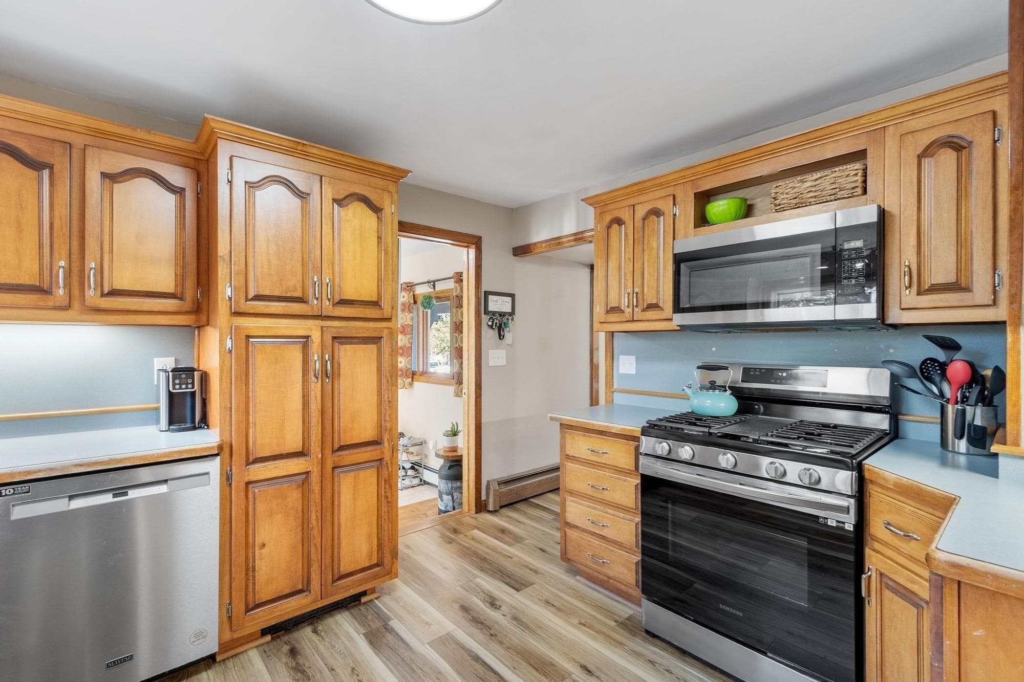 Single Family Residence at 26 Atlanta Street, Haverhill MA 01830, Haverhill, photo 11 of 42