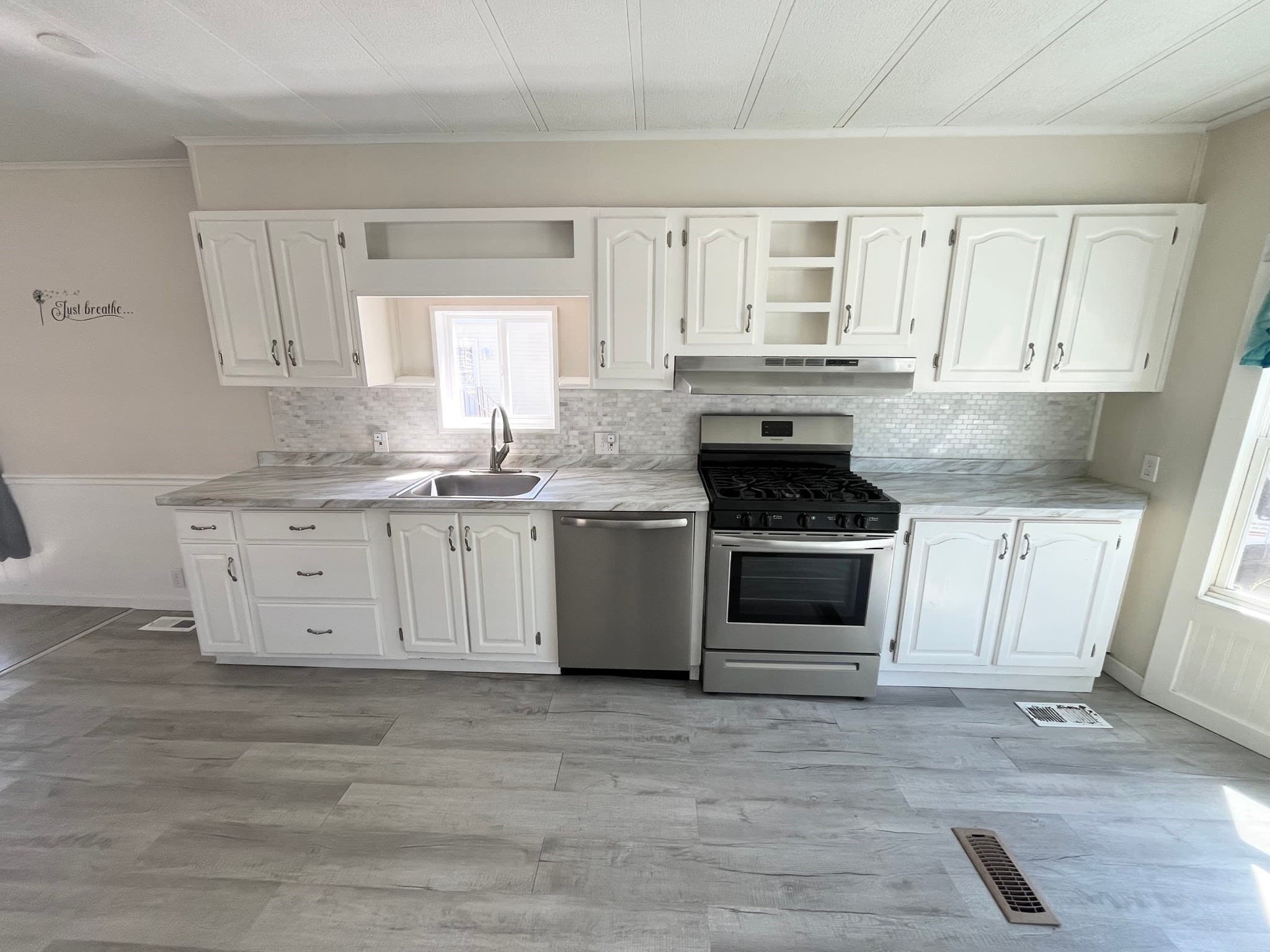 Mobile Home at 3132 Cranberry Highway # 12, Wareham MA 02538, Wareham, photo 5 of 17