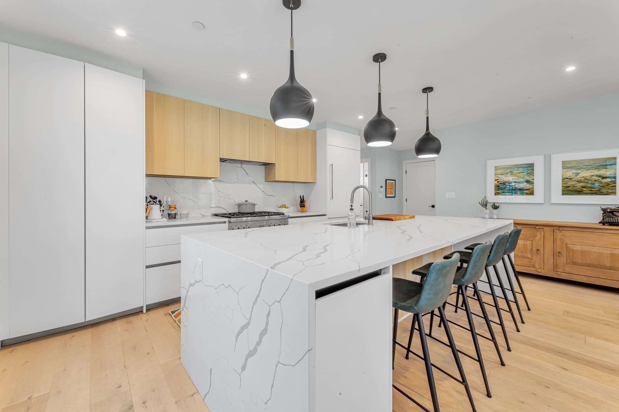 322 Bunker Hill St # 3, Boston MA 02129