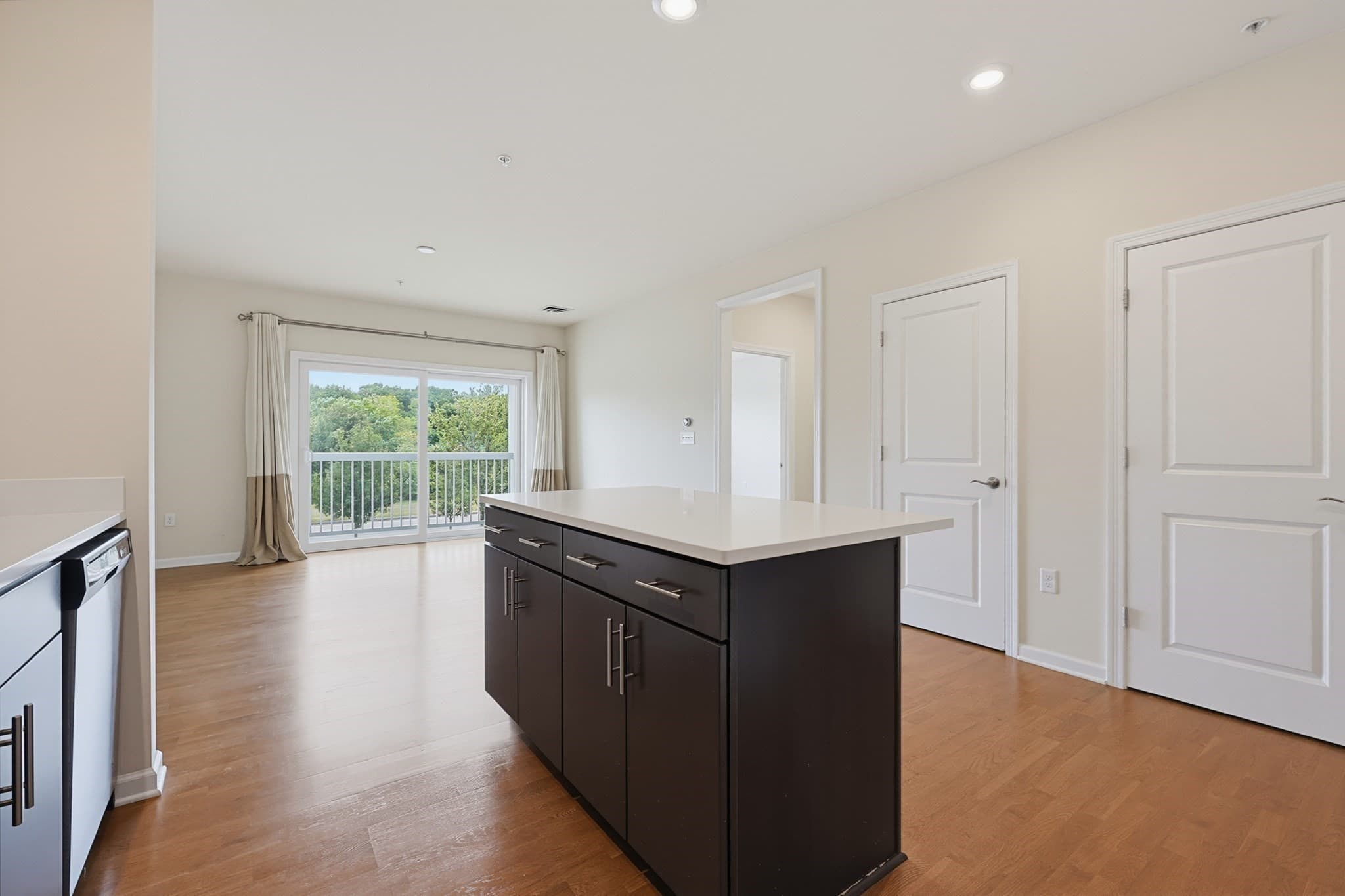 Condominium at 110 Trotter Rd # 2203, Weymouth MA 02190, Weymouth, photo 9 of 33