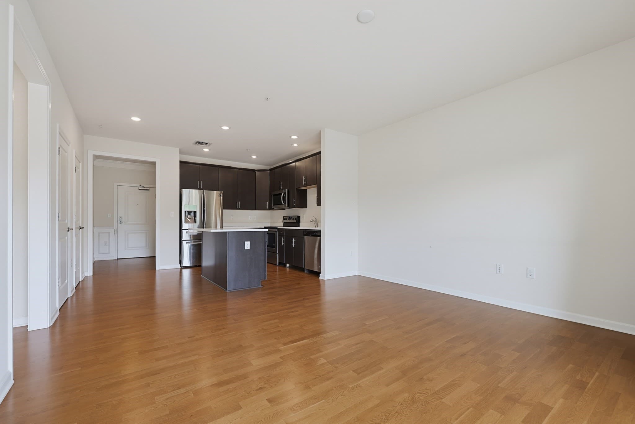 Condominium at 110 Trotter Rd # 2203, Weymouth MA 02190, Weymouth, photo 14 of 33