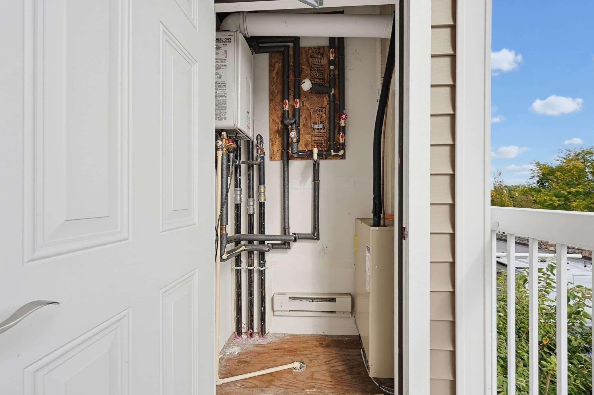 Condominium at 110 Trotter Rd # 2203, Weymouth MA 02190, Weymouth, photo 25 of 33