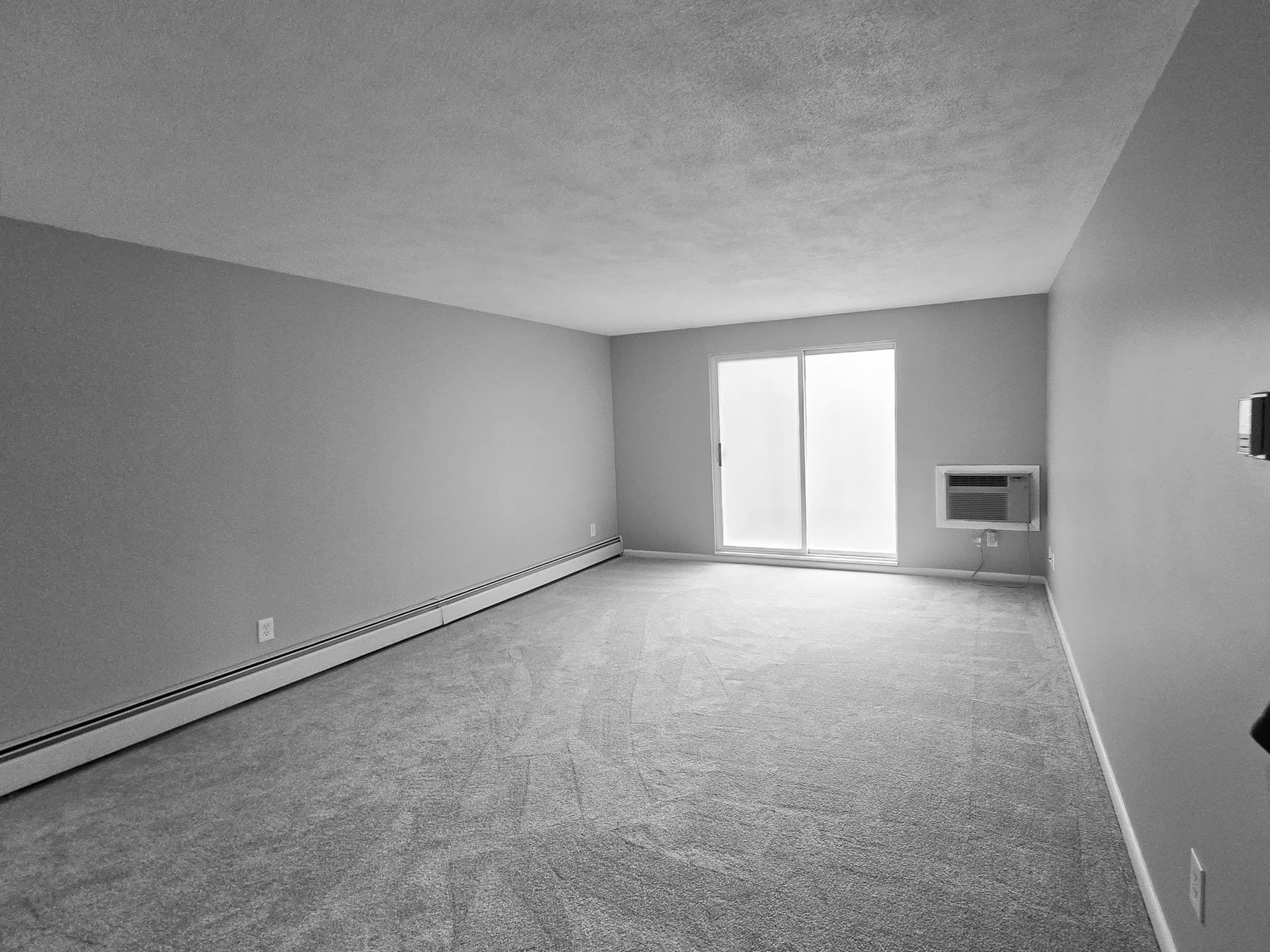 Condominium at 6-8 Broadway Ave # 8, Ipswich MA 01938, Ipswich, photo 3 of 7