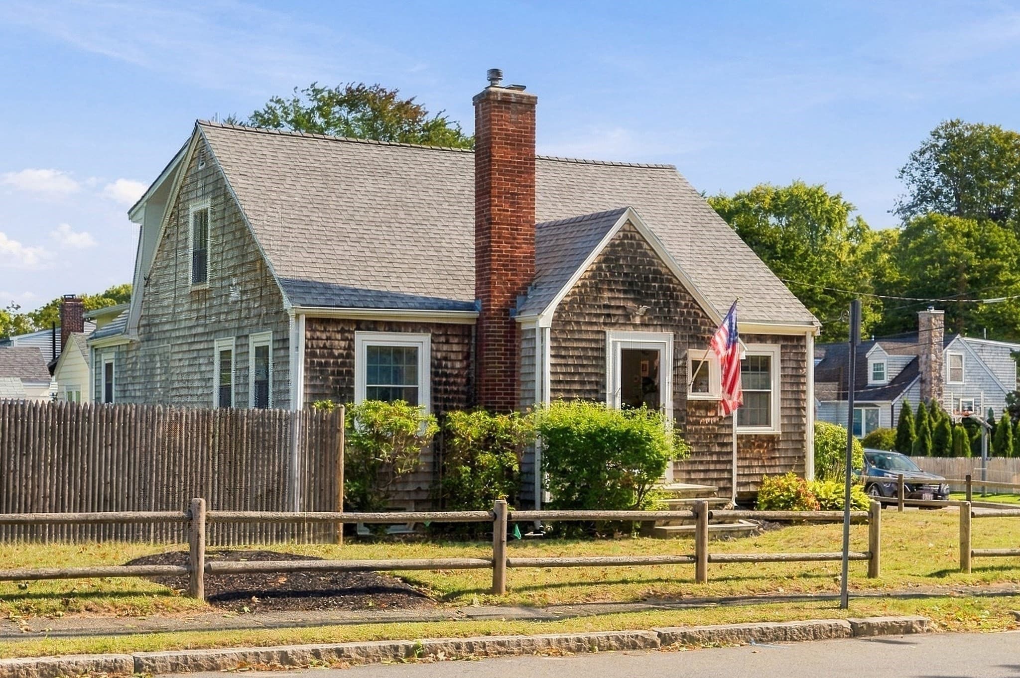 30 Ocean Ave, Marblehead MA 01945