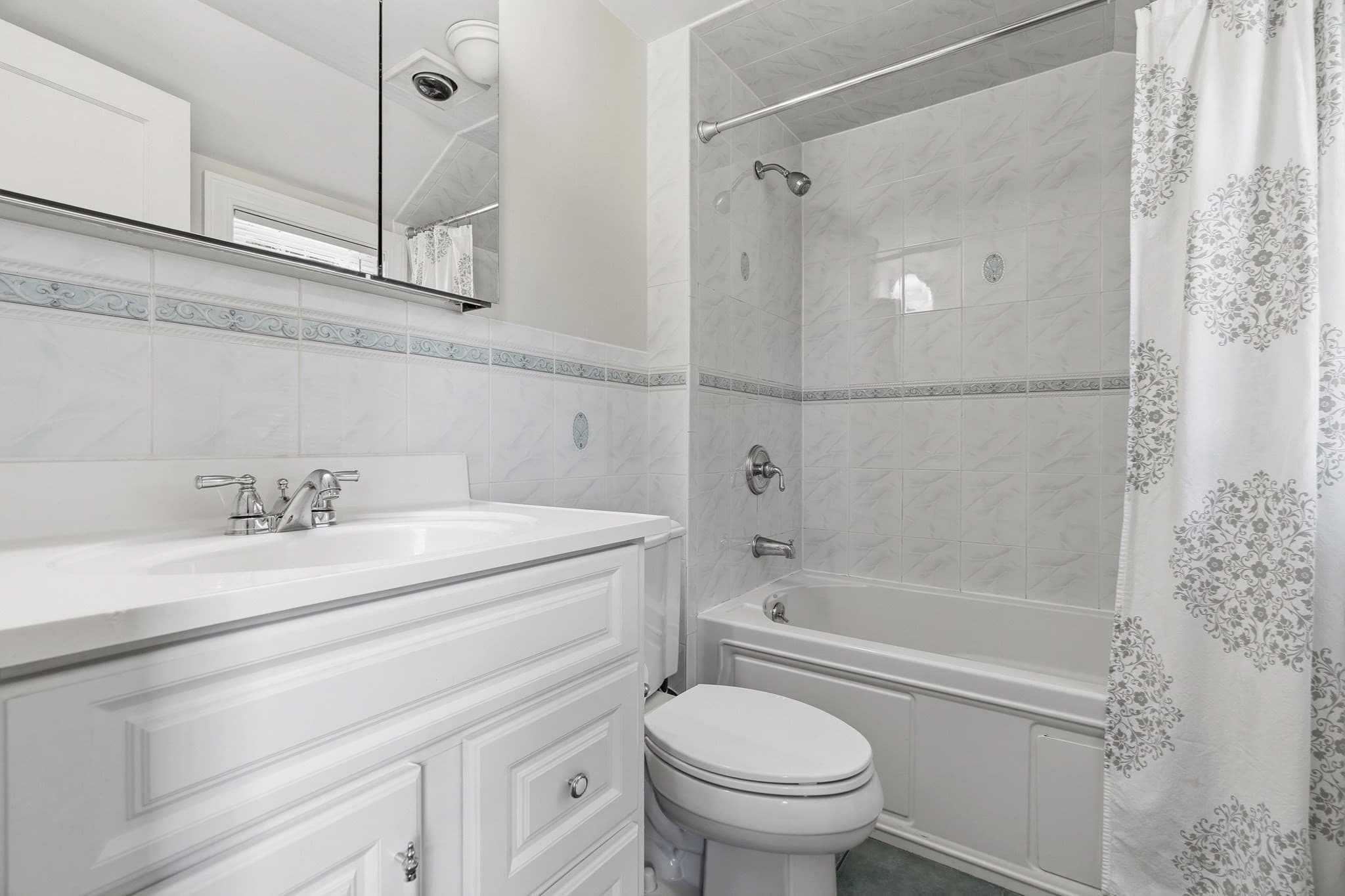 Single Family Residence at 31 Zeller St, Boston MA 02131, Boston, photo 21 of 42