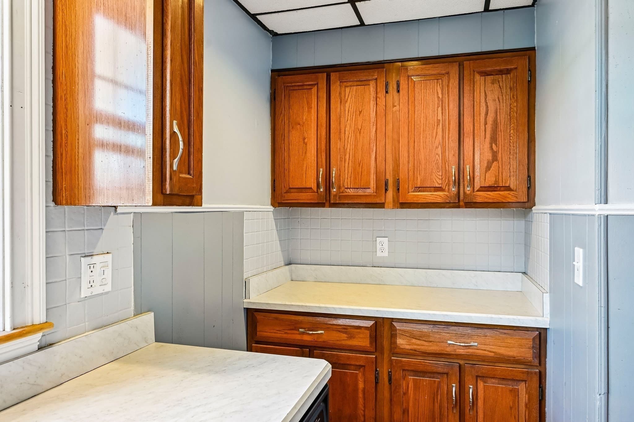 2 Family - 2 Units Up/Down at 86 Wright Ave, Medford MA 02155, Medford, photo 10 of 39