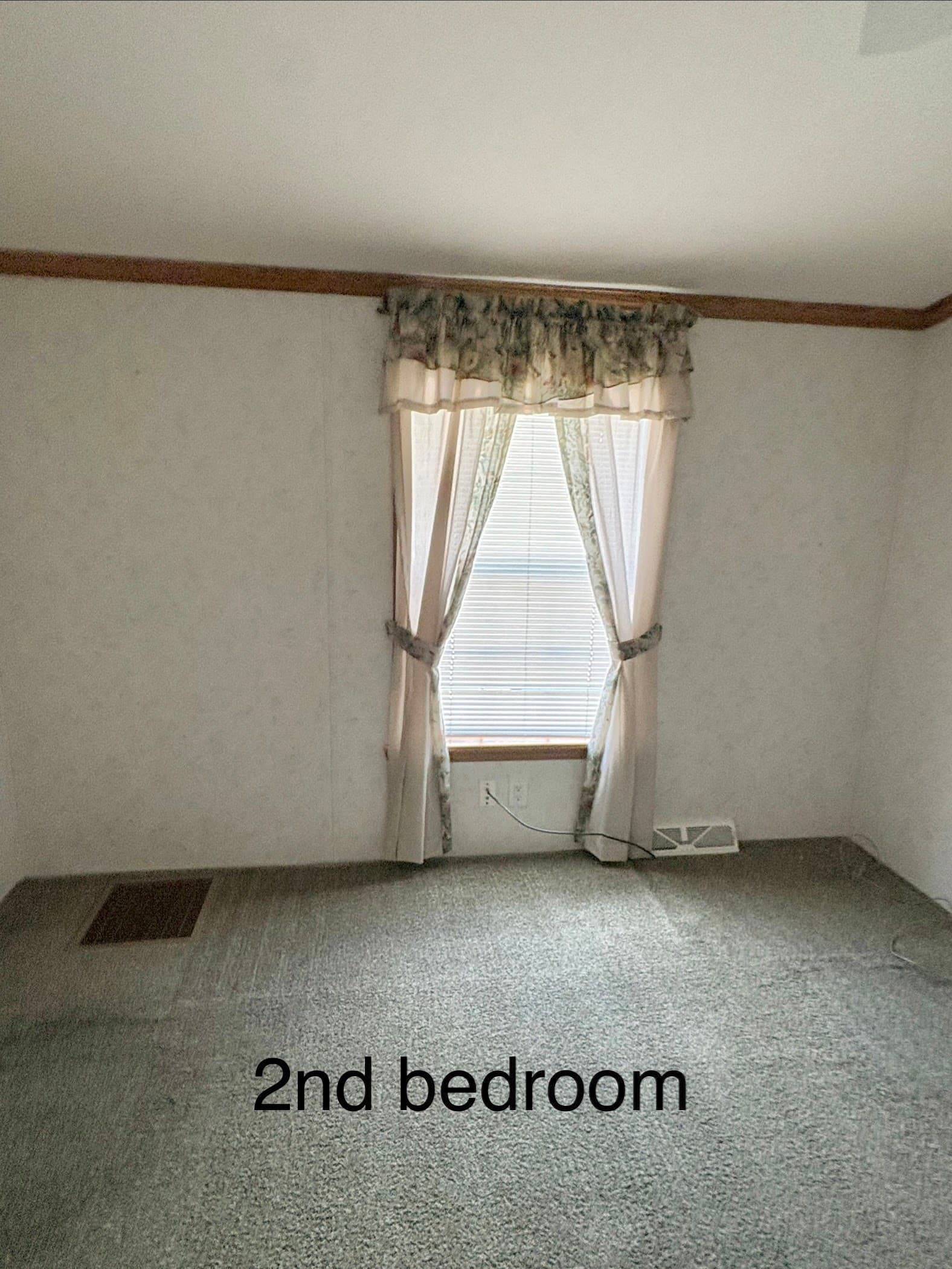 Mobile Home at 11 Medallion Road, Holbrook MA 02343, photo 14 of 22