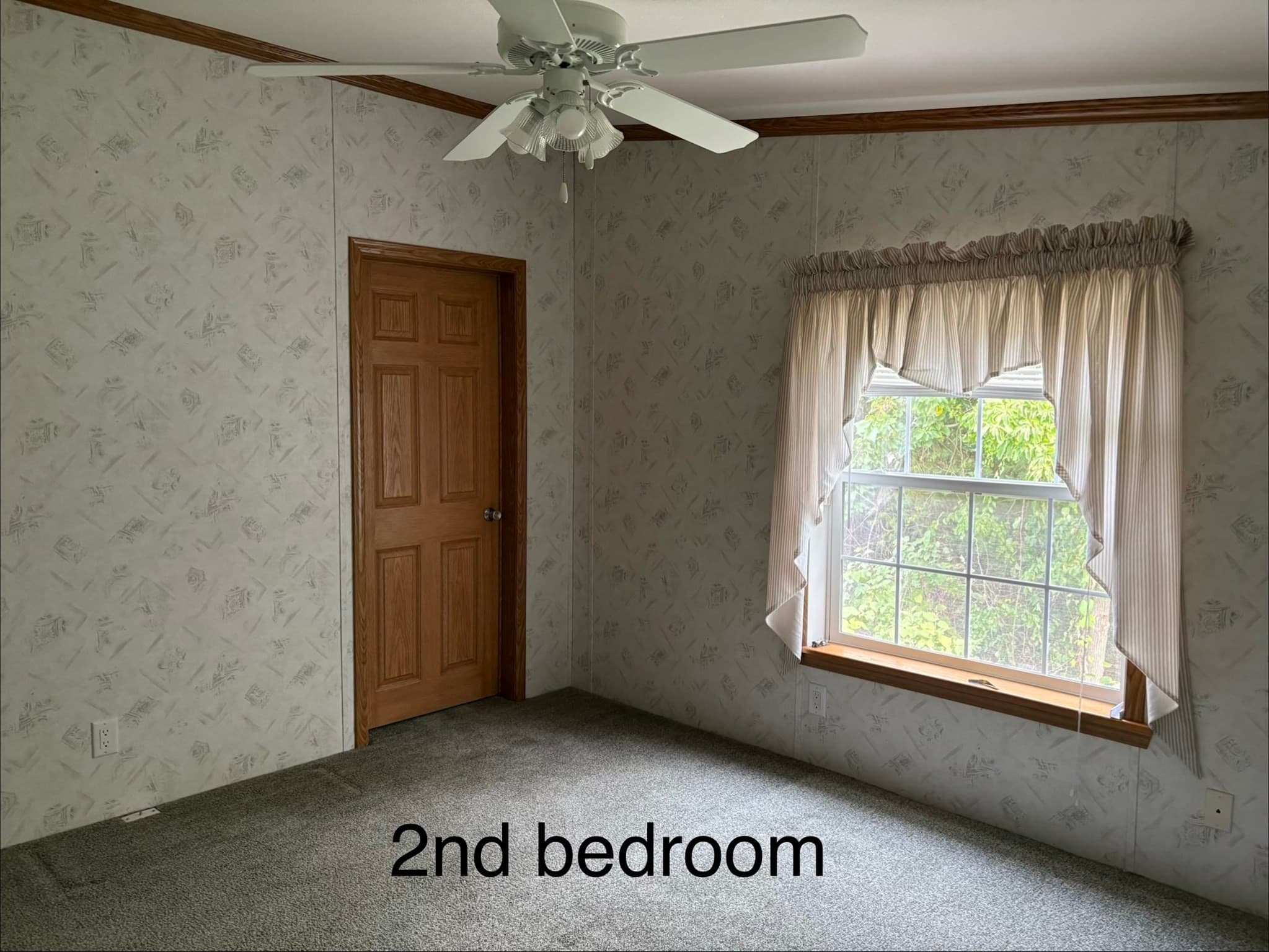 Mobile Home at 11 Medallion Road, Holbrook MA 02343, photo 21 of 22