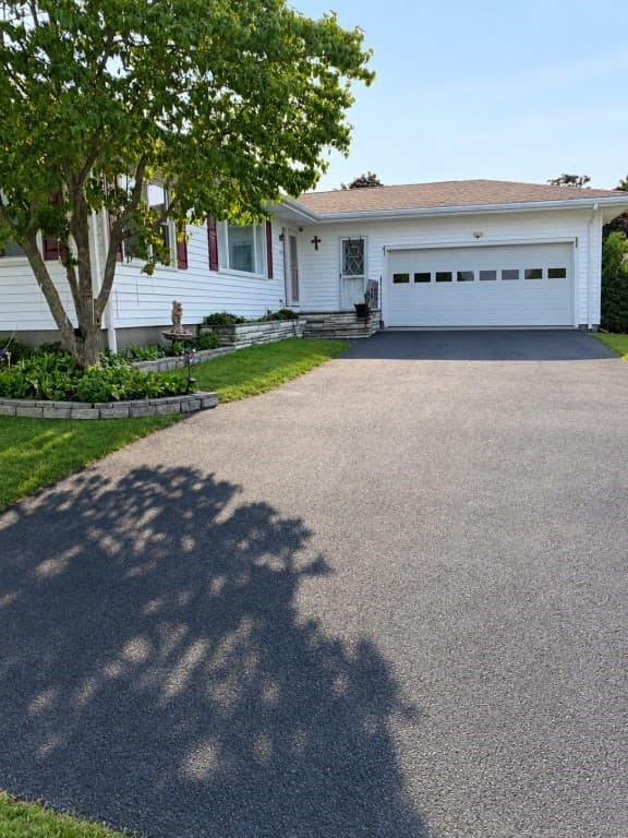 Single Family Residence at 156 Eastview Ave, Somerset MA 02726, Somerset, photo 2 of 42