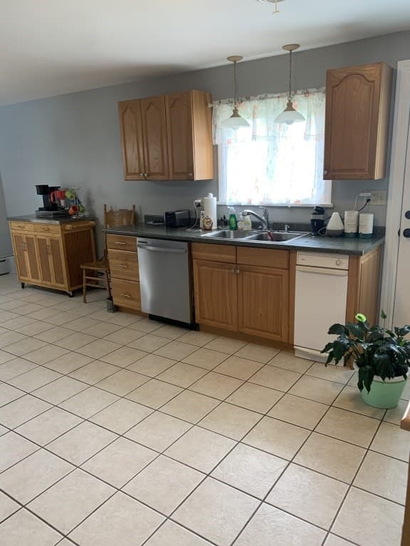 Single Family Residence at 156 Eastview Ave, Somerset MA 02726, Somerset, photo 17 of 42