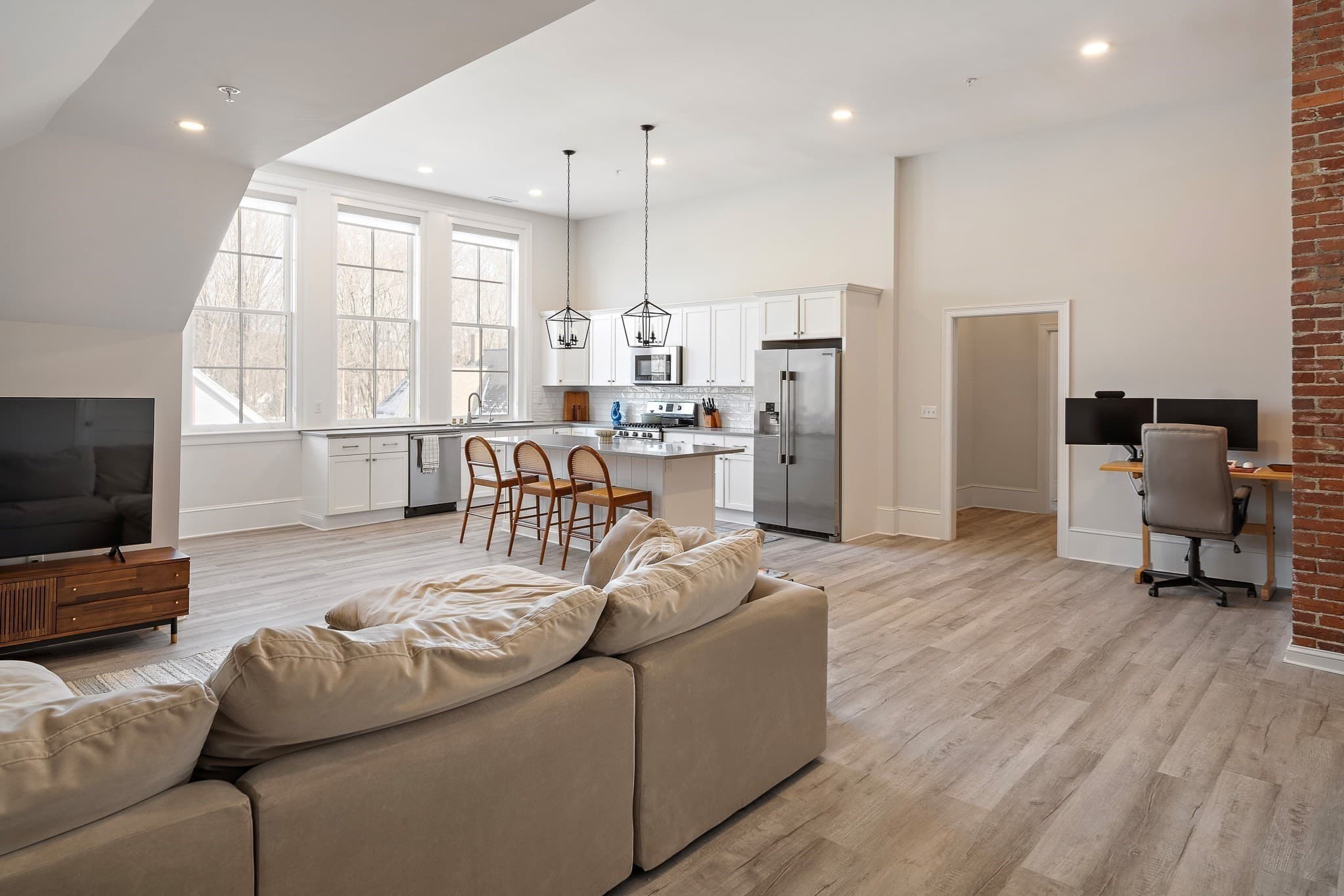Condominium at 10 Congress St # 301, Amesbury MA 01913, Amesbury, photo 6 of 19