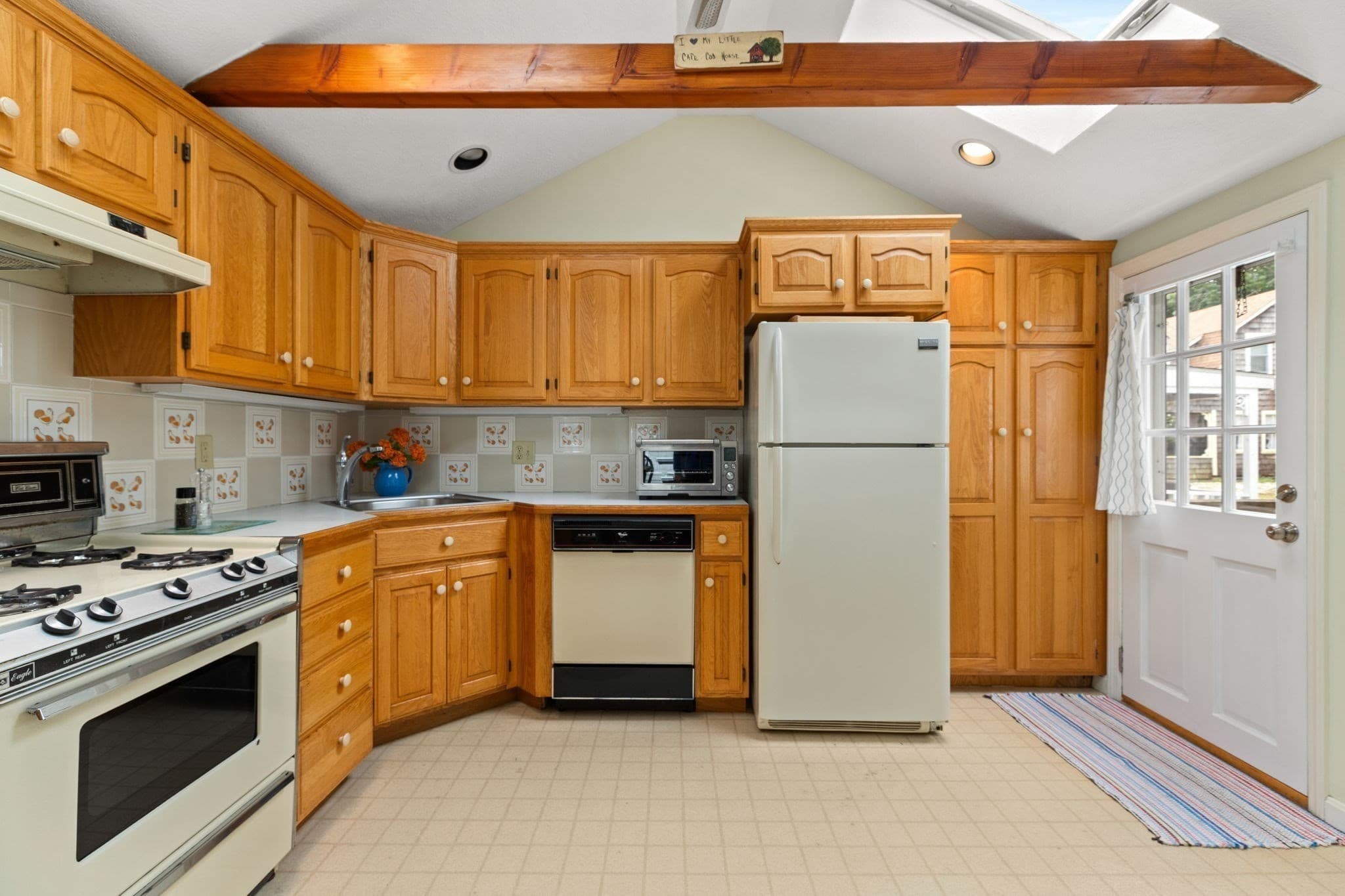 Single Family Residence at 25 Ocean Ave, Harwich MA 02646, Harwich, photo 12 of 36