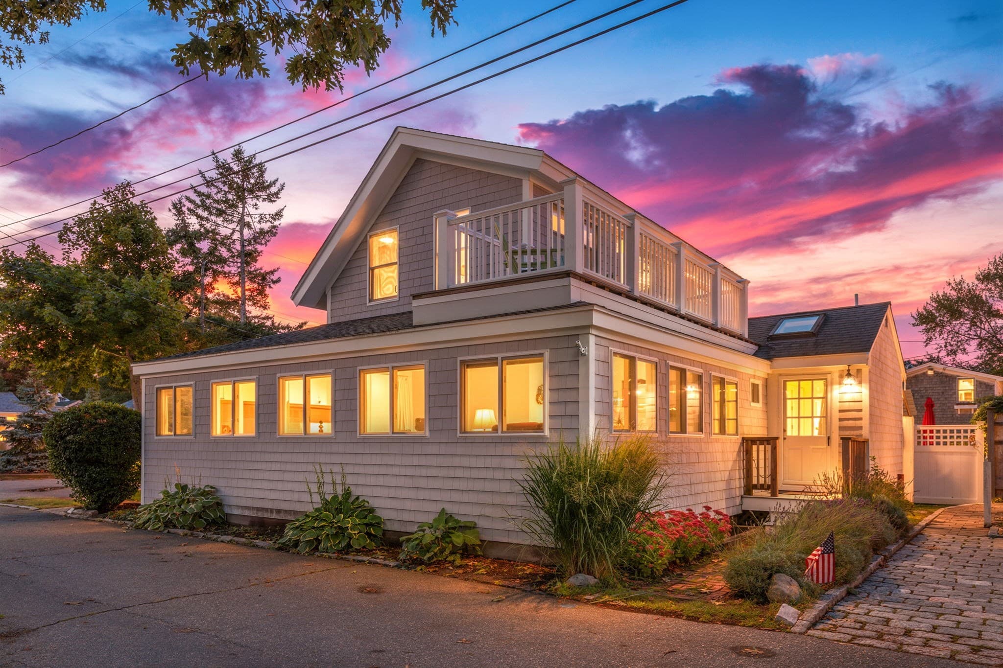 25 Ocean Ave, Harwich MA 02646