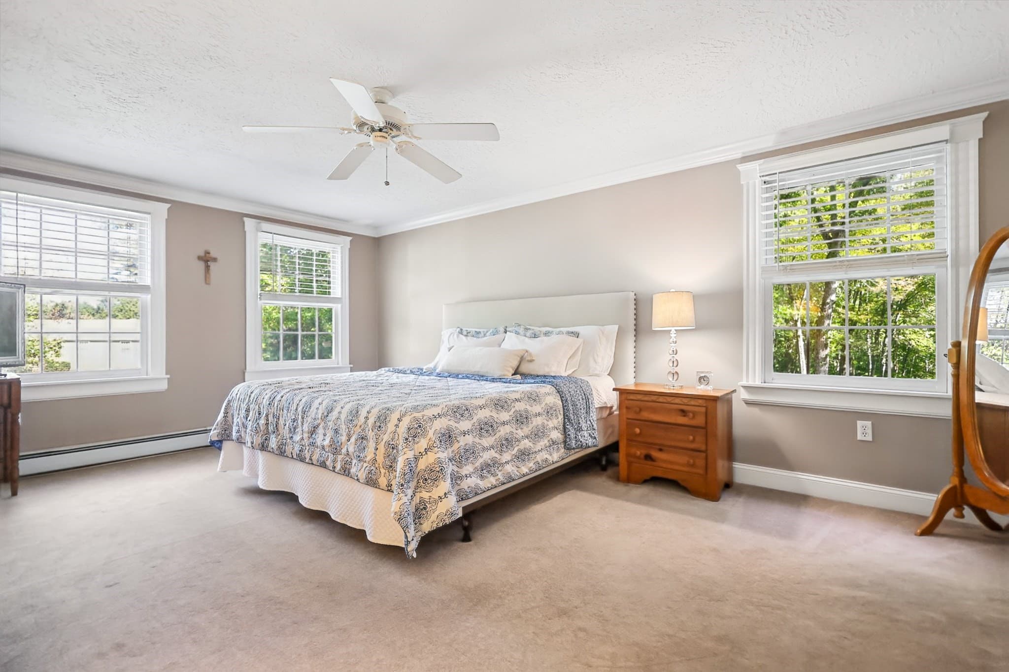 Single Family Residence at 2 Holly Lane, Haverhill MA 01835, Haverhill, photo 19 of 42