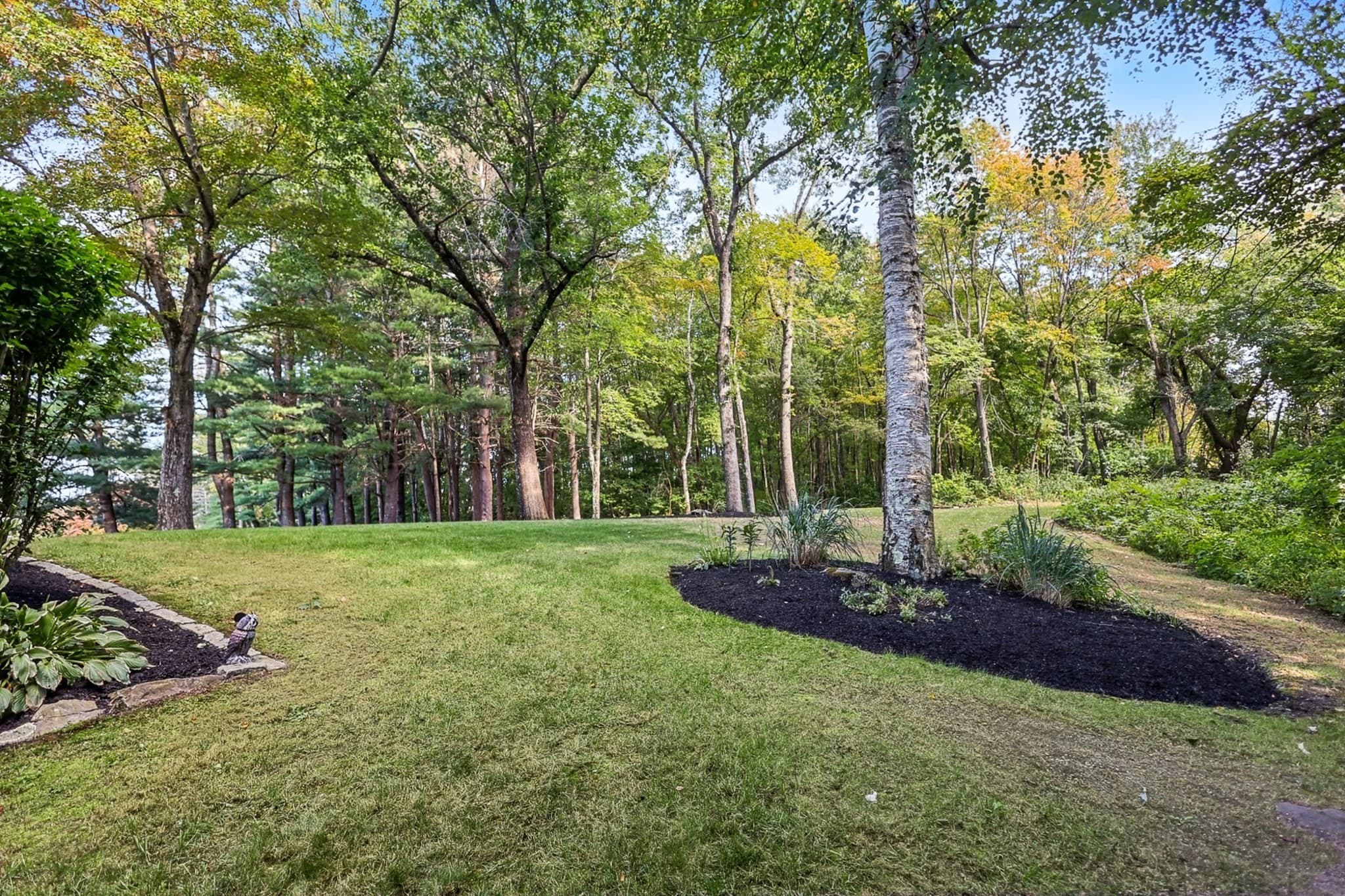 Single Family Residence at 2 Holly Lane, Haverhill MA 01835, Haverhill, photo 35 of 42