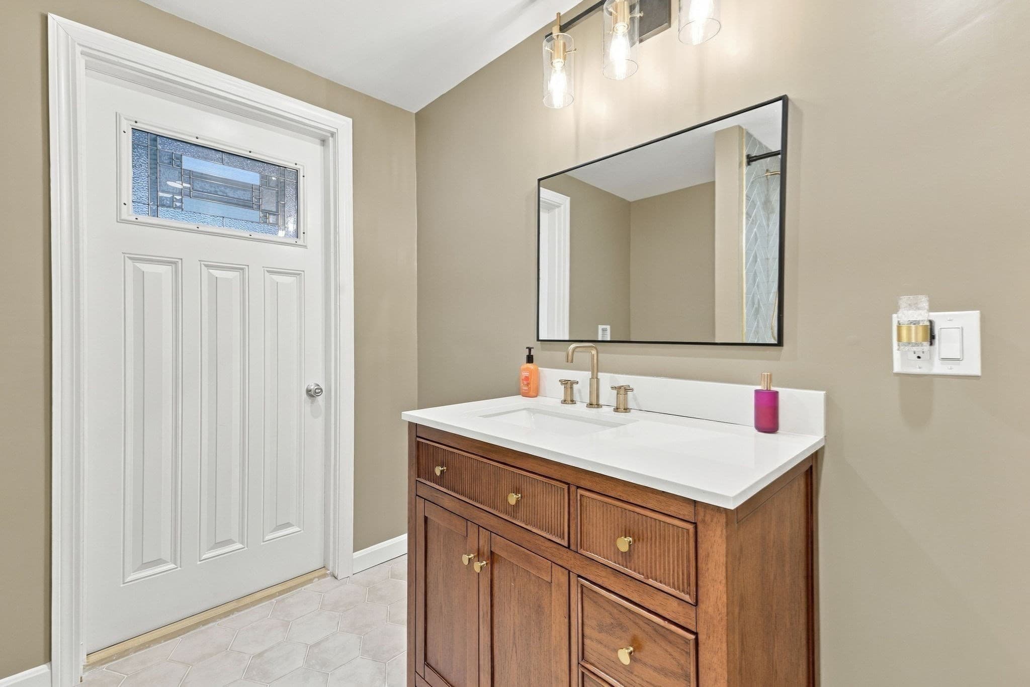 Single Family Residence at 59 Colonial Ave, Lynn MA 01904, Lynn, photo 22 of 42