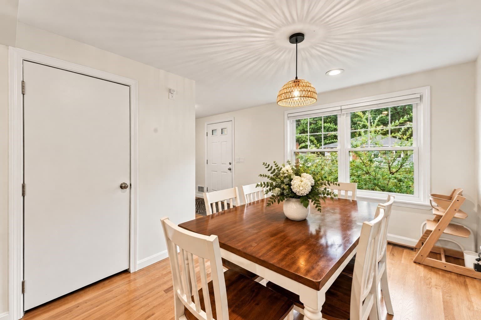 Single Family Residence at 59 Colonial Ave, Lynn MA 01904, Lynn, photo 10 of 42
