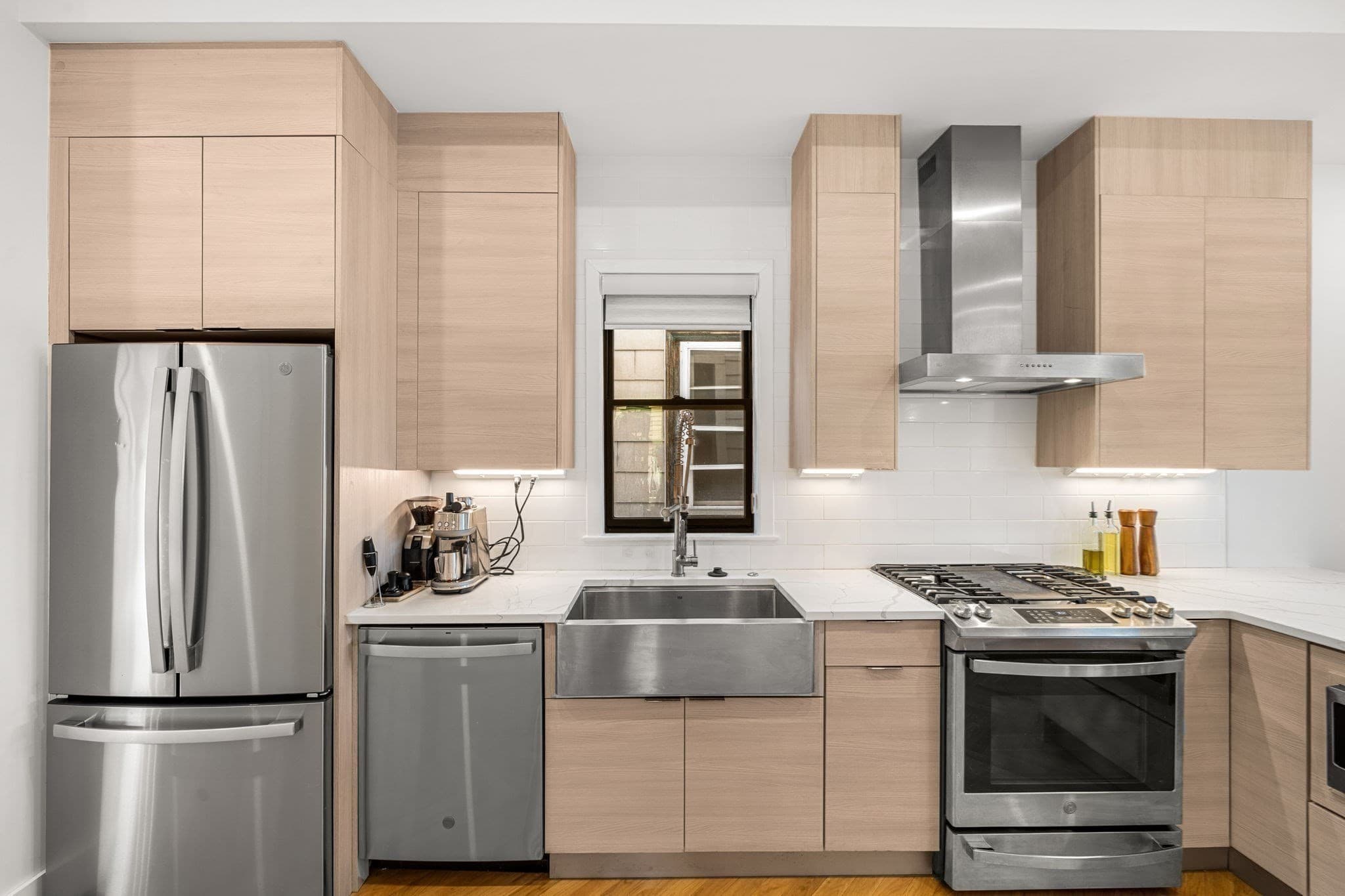Condominium at 86 Princeton St # 3, Boston MA 02128, Boston, photo 6 of 37