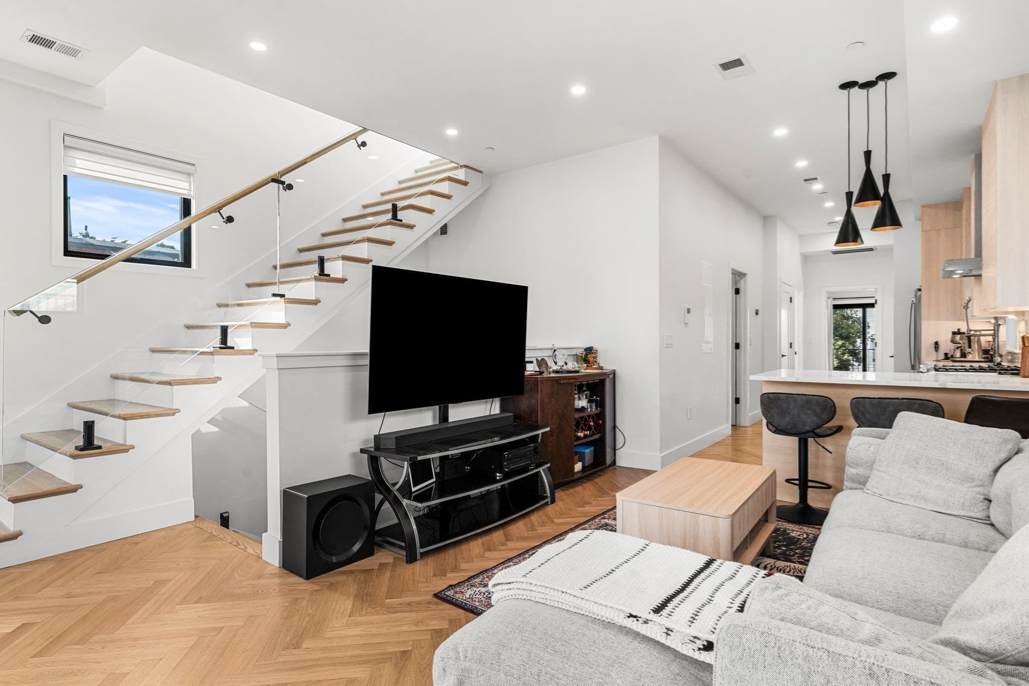 Condominium at 86 Princeton St # 3, Boston MA 02128, Boston, photo 13 of 37