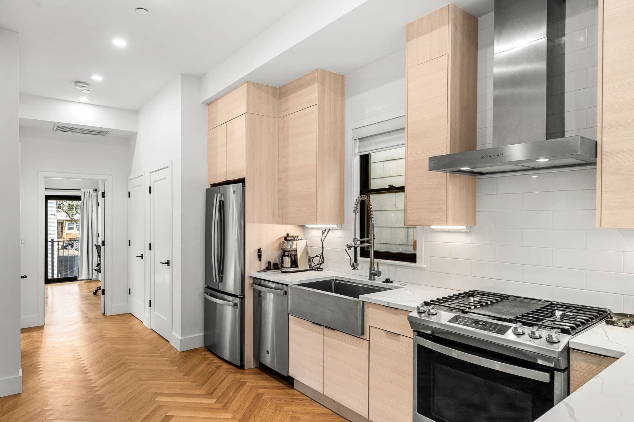 Condominium at 86 Princeton St # 3, Boston MA 02128, Boston, photo 7 of 37