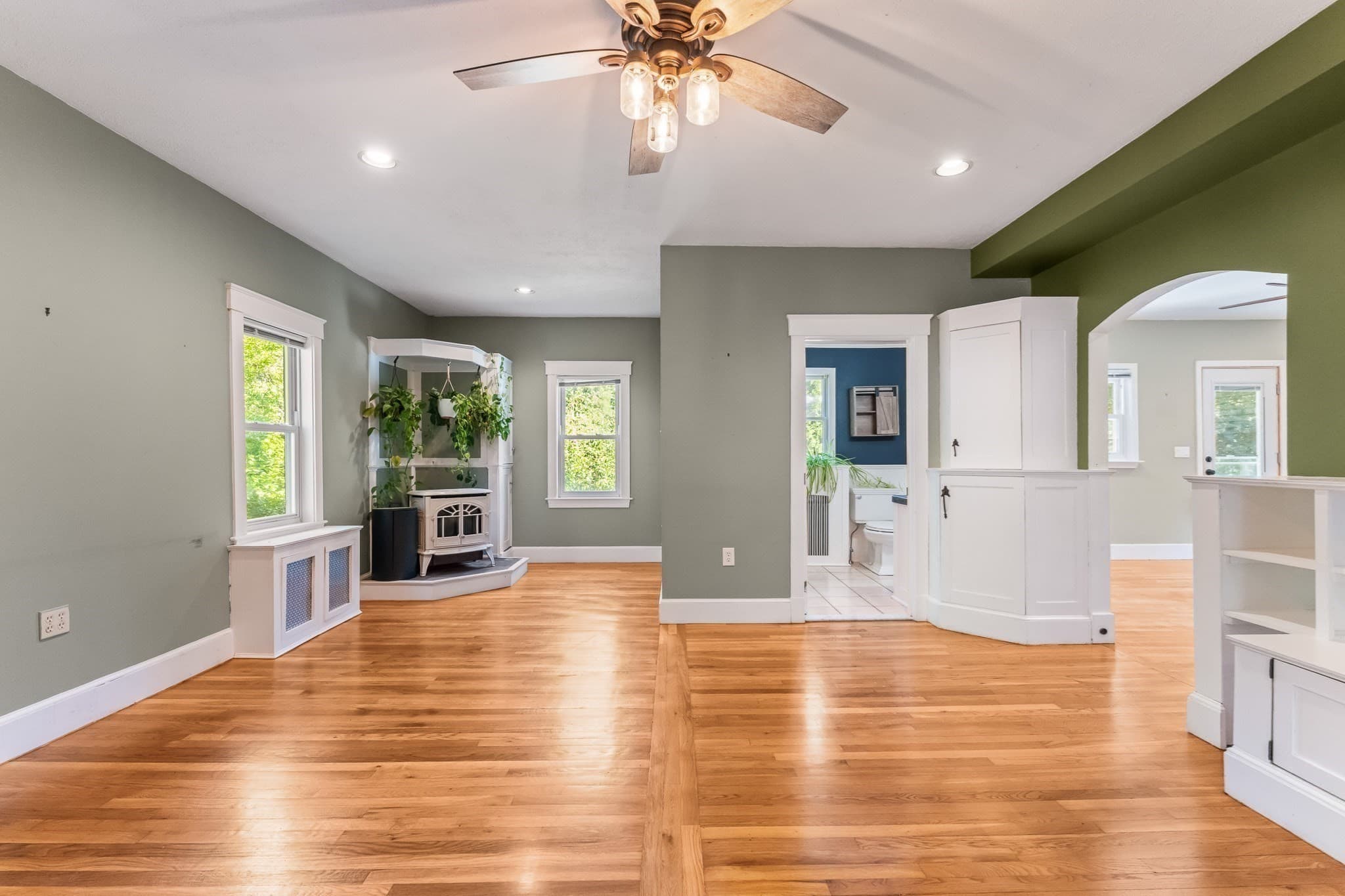 Single Family Residence at 24 Spear Ave, East Bridgewater MA 02333, East Bridgewater, photo 6 of 40