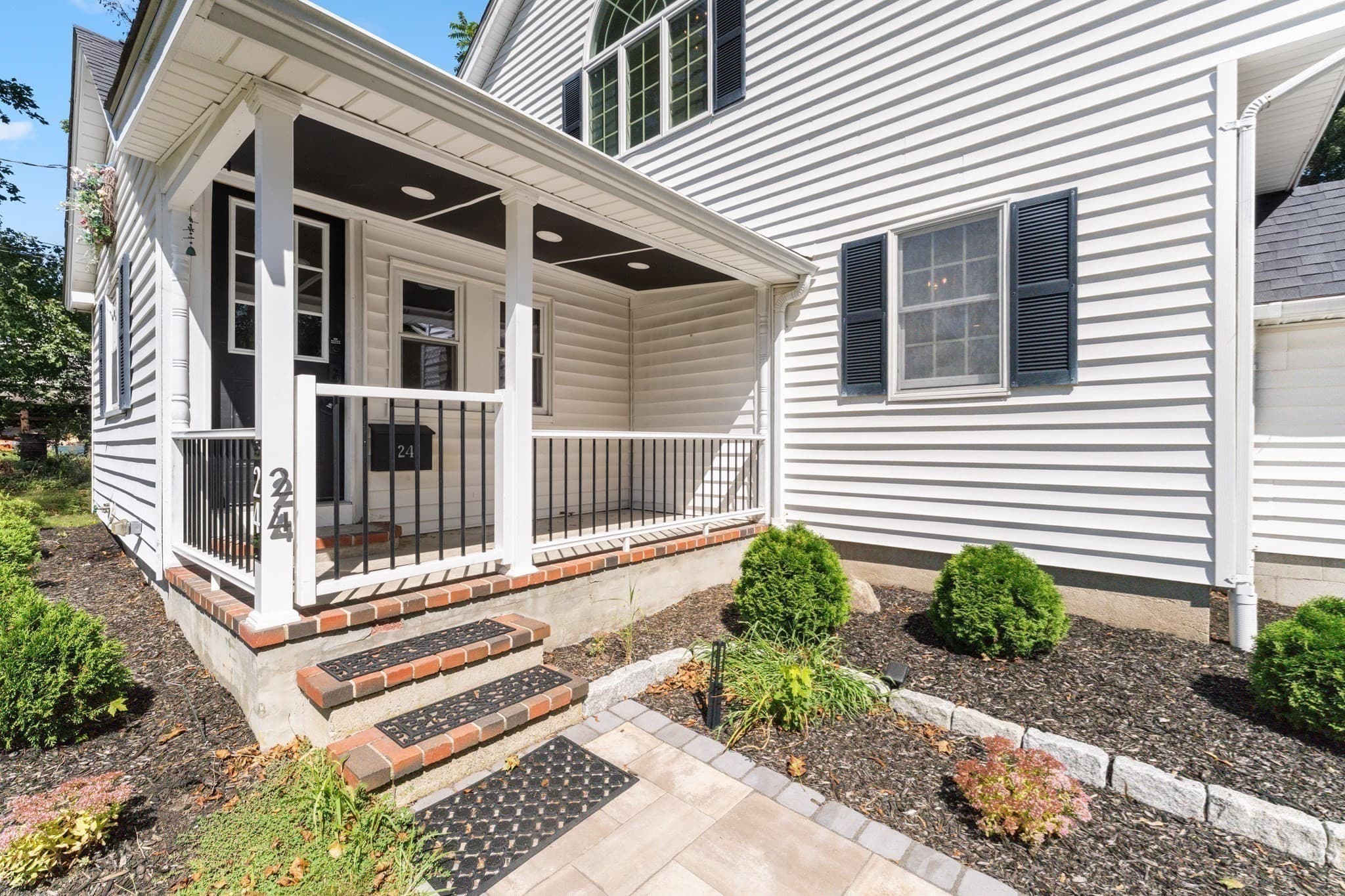 Single Family Residence at 24 Spear Ave, East Bridgewater MA 02333, East Bridgewater, photo 3 of 40