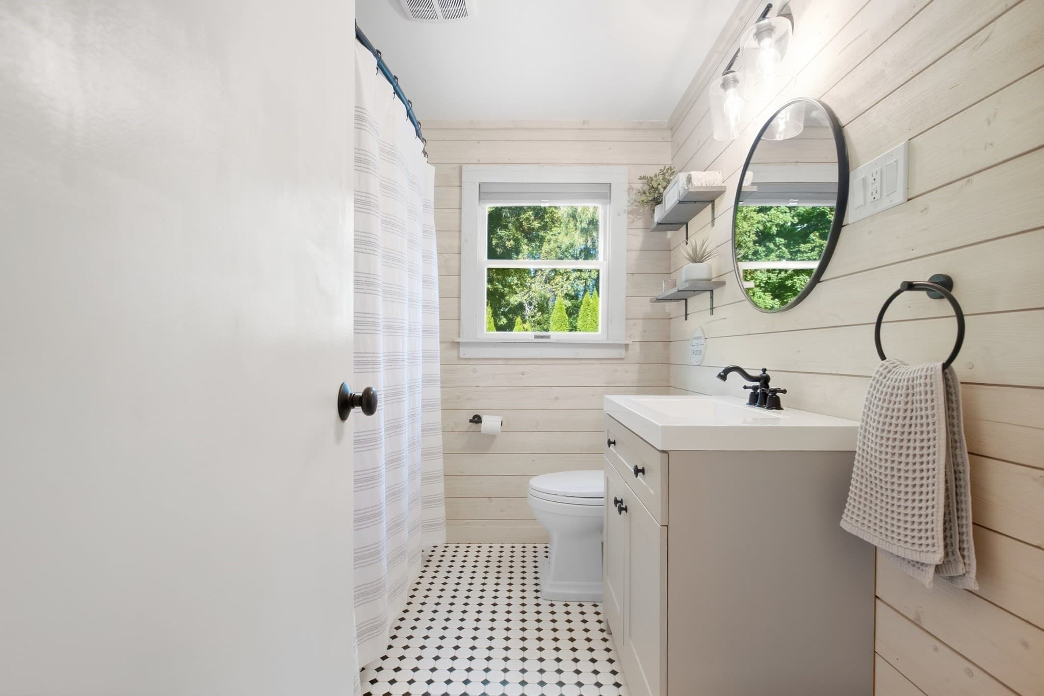 Single Family Residence at 27 Pickering Street, Danvers MA 01923, Danvers, photo 15 of 29