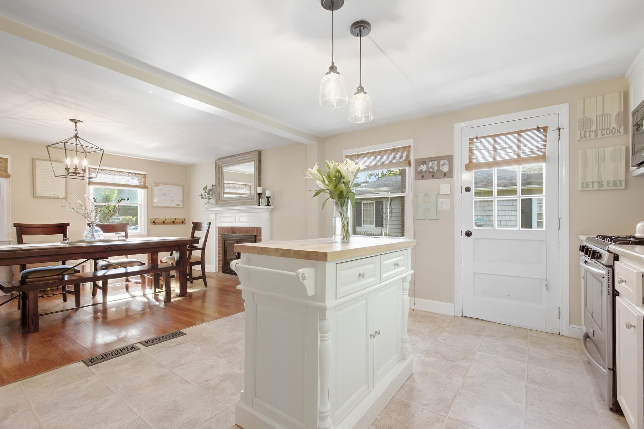 Single Family Residence at 27 Pickering Street, Danvers MA 01923, Danvers, photo 4 of 29