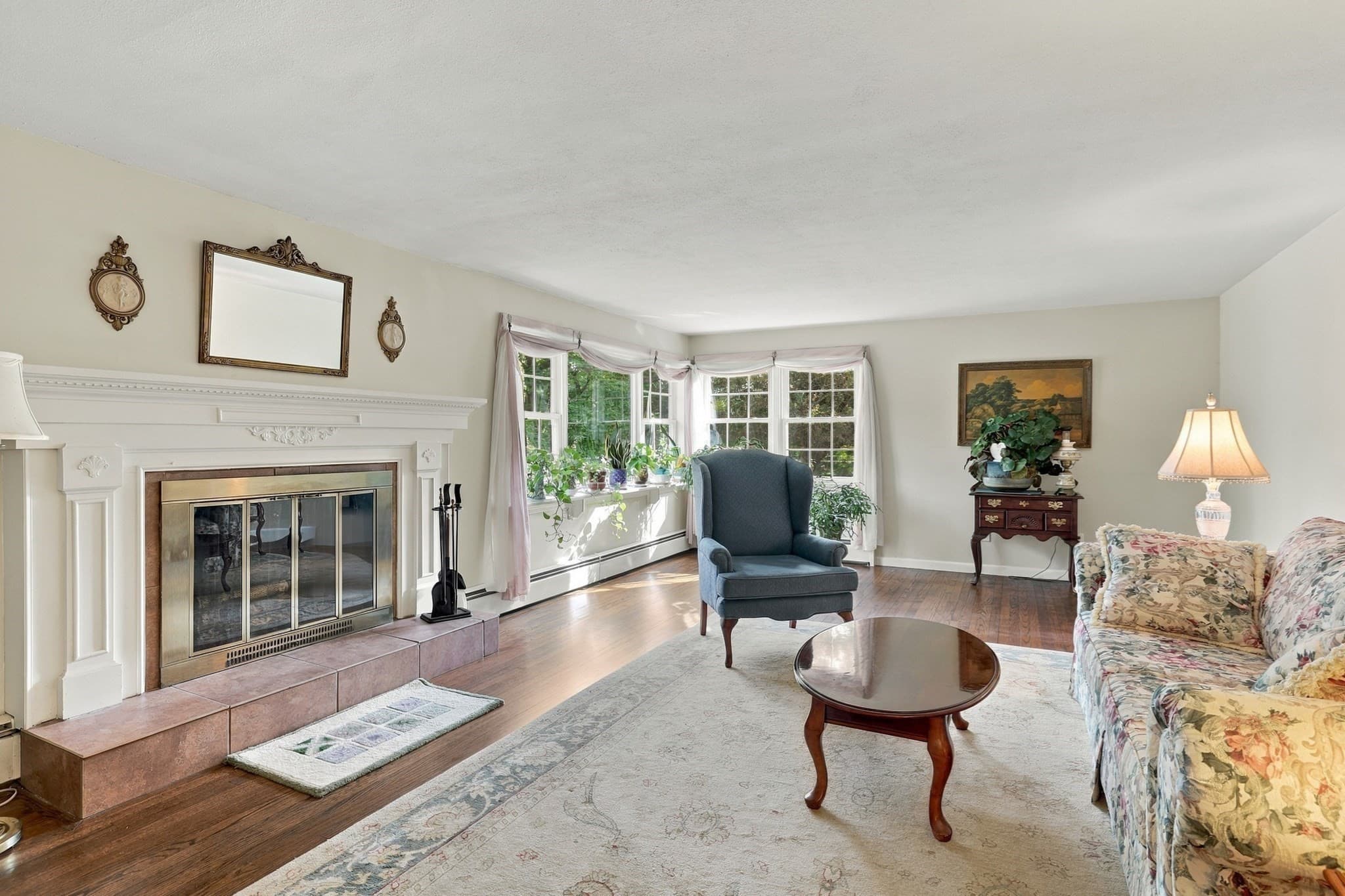 Single Family Residence at 81 E Gooseberry Rd, West Springfield MA 01089, West Springfield, photo 5 of 42