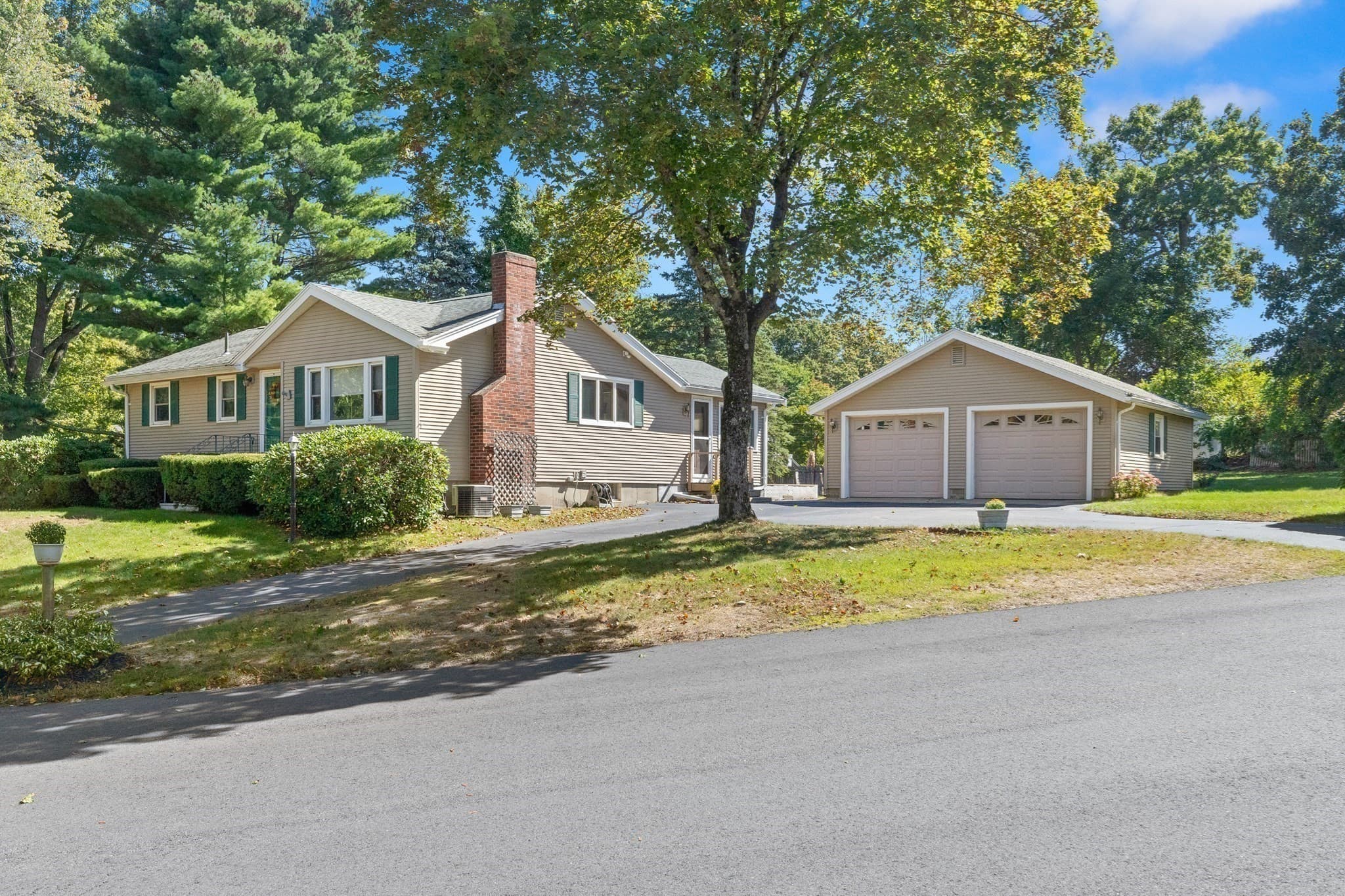 Single Family Residence at 163 Center St, Groveland MA 01834, Groveland, photo 38 of 41