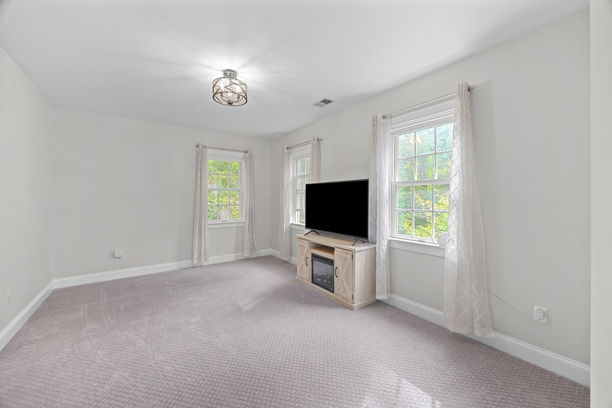 Single Family Residence at 75 Spring St, Shrewsbury MA 01545, Shrewsbury, photo 24 of 41