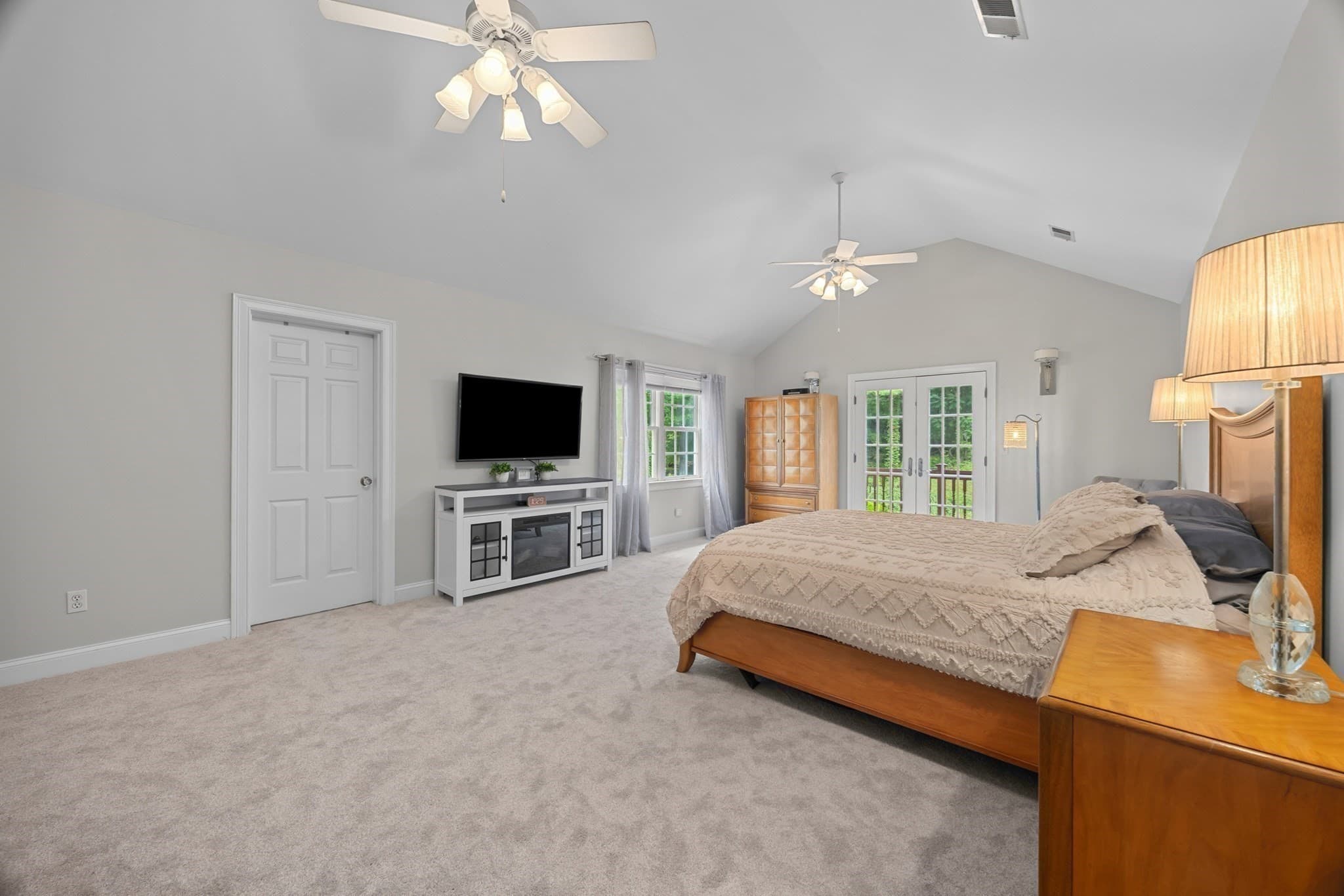 Single Family Residence at 75 Spring St, Shrewsbury MA 01545, Shrewsbury, photo 18 of 41