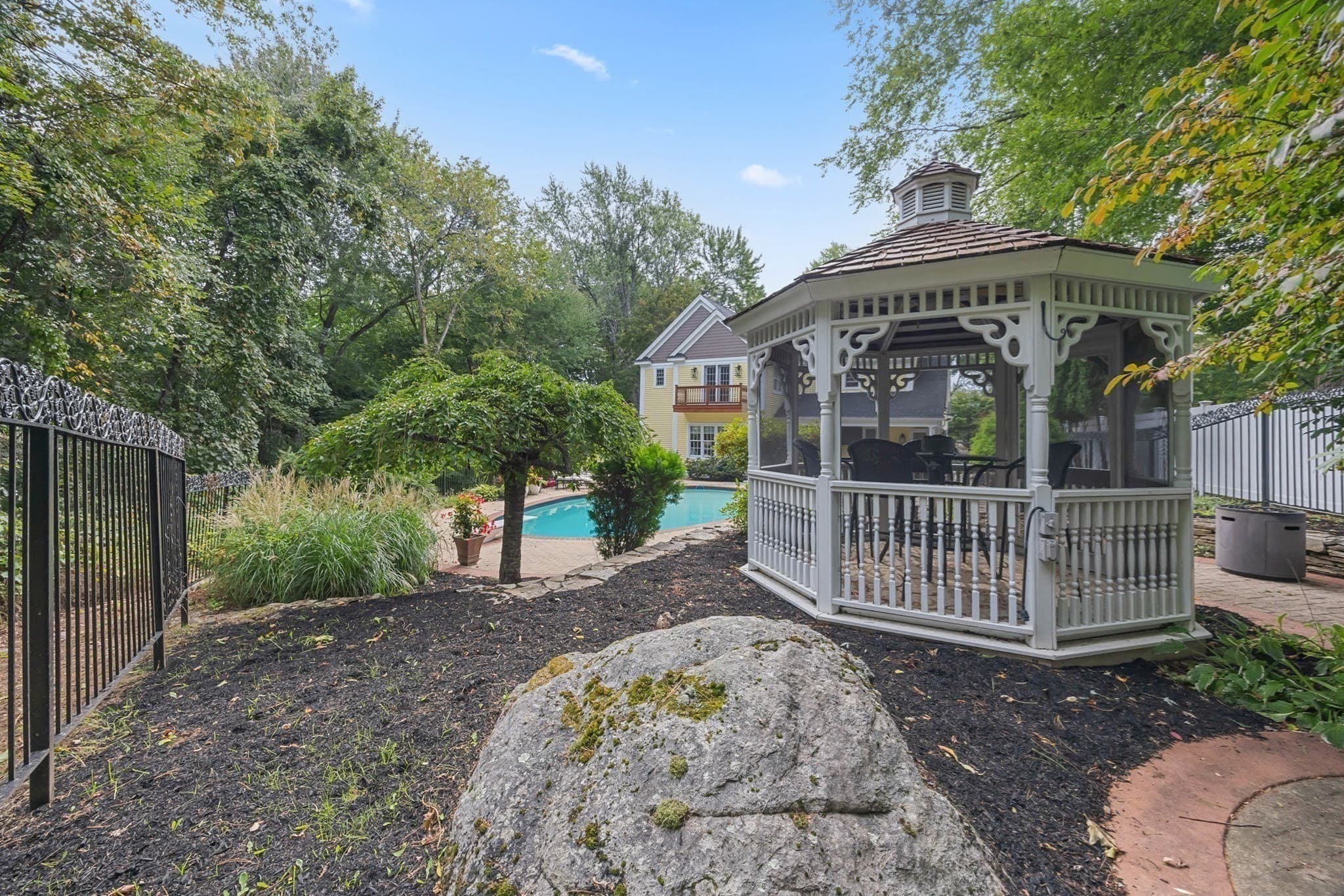 Single Family Residence at 75 Spring St, Shrewsbury MA 01545, Shrewsbury, photo 37 of 41