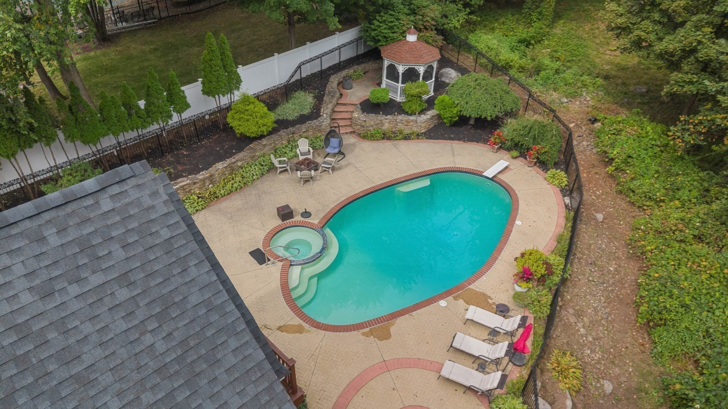 Single Family Residence at 75 Spring St, Shrewsbury MA 01545, Shrewsbury, photo 40 of 41