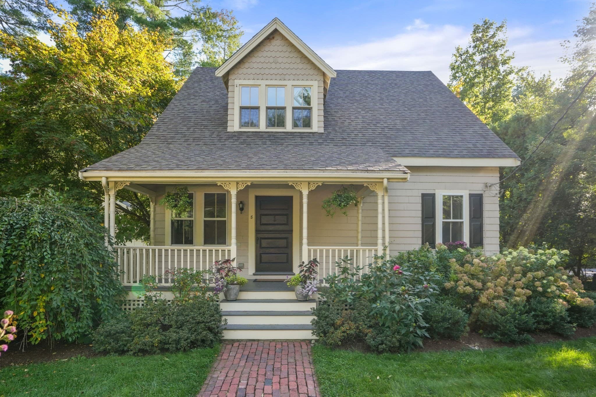 8 East Rd, Wayland MA 01778