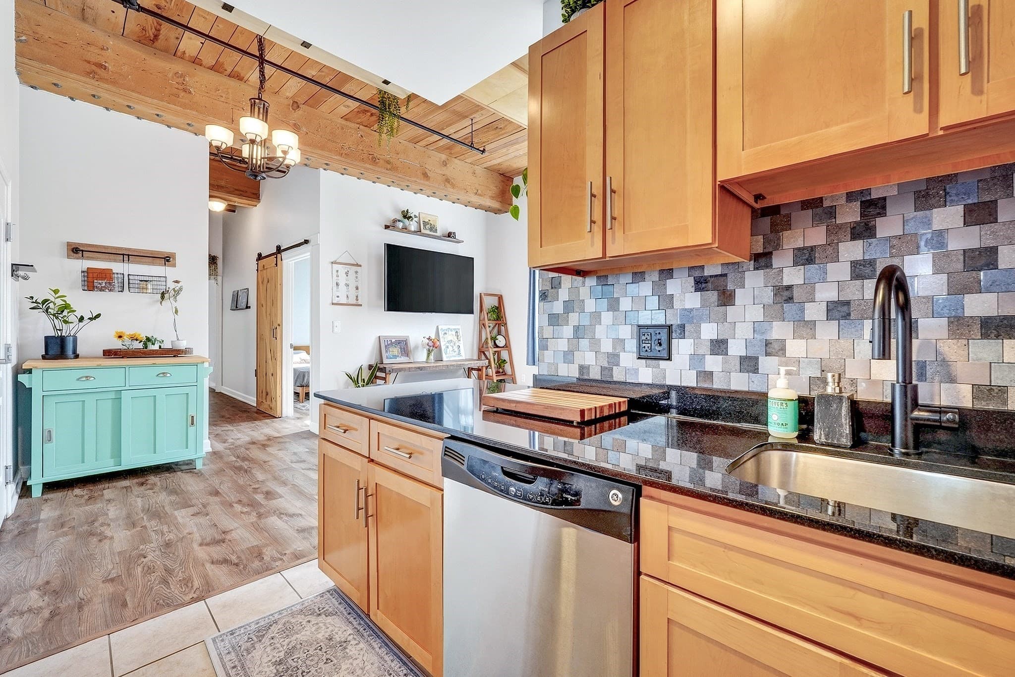 Condominium at 52 Lawrence Dr. # M213, Lowell MA 01854, Lowell, photo 7 of 33