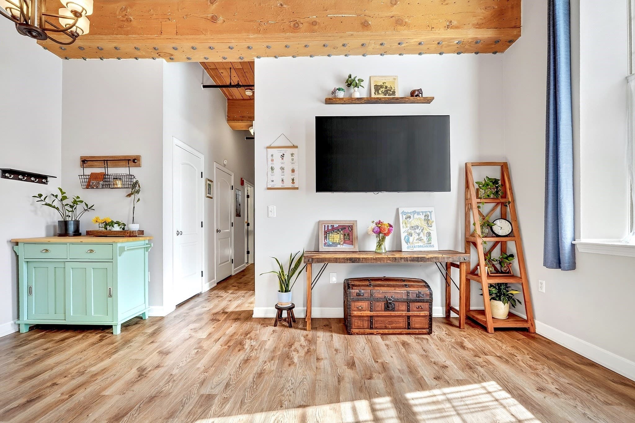 Condominium at 52 Lawrence Dr. # M213, Lowell MA 01854, Lowell, photo 10 of 33