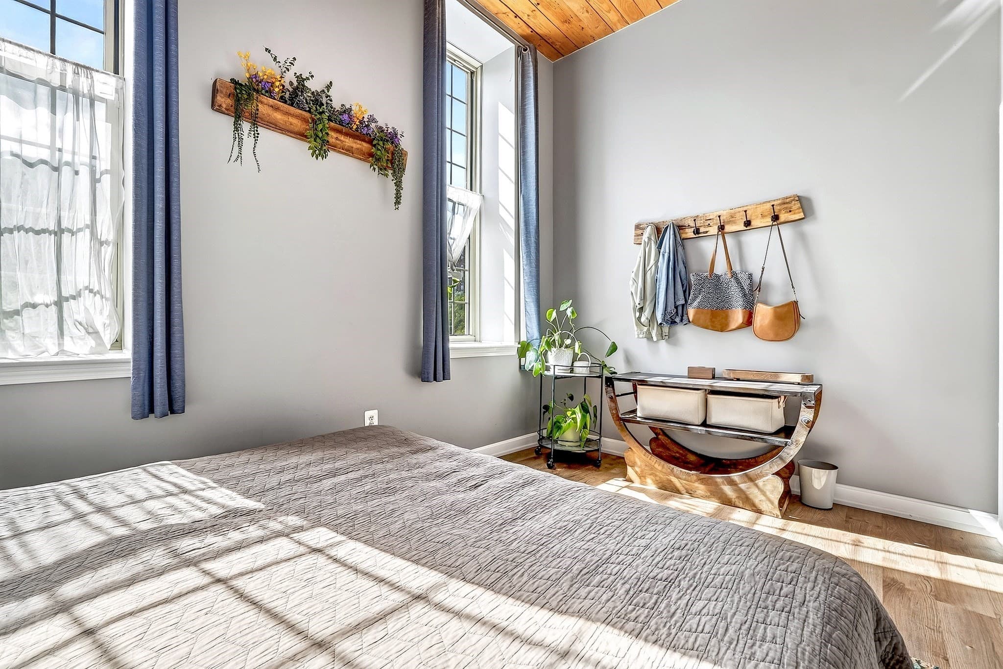 Condominium at 52 Lawrence Dr. # M213, Lowell MA 01854, Lowell, photo 15 of 33
