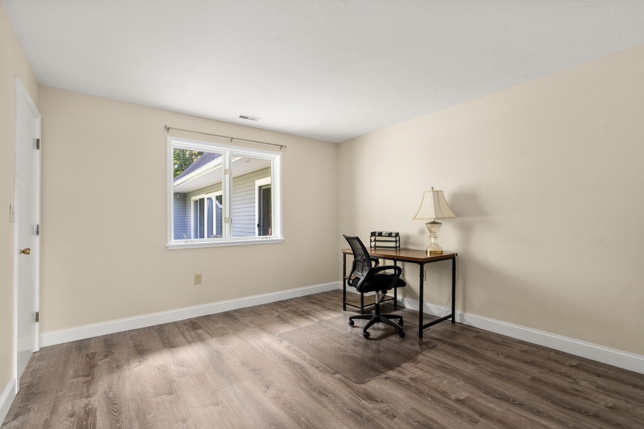Condominium at 5 Farmer Rd # 5, Milton MA 02186, Milton, photo 11 of 23