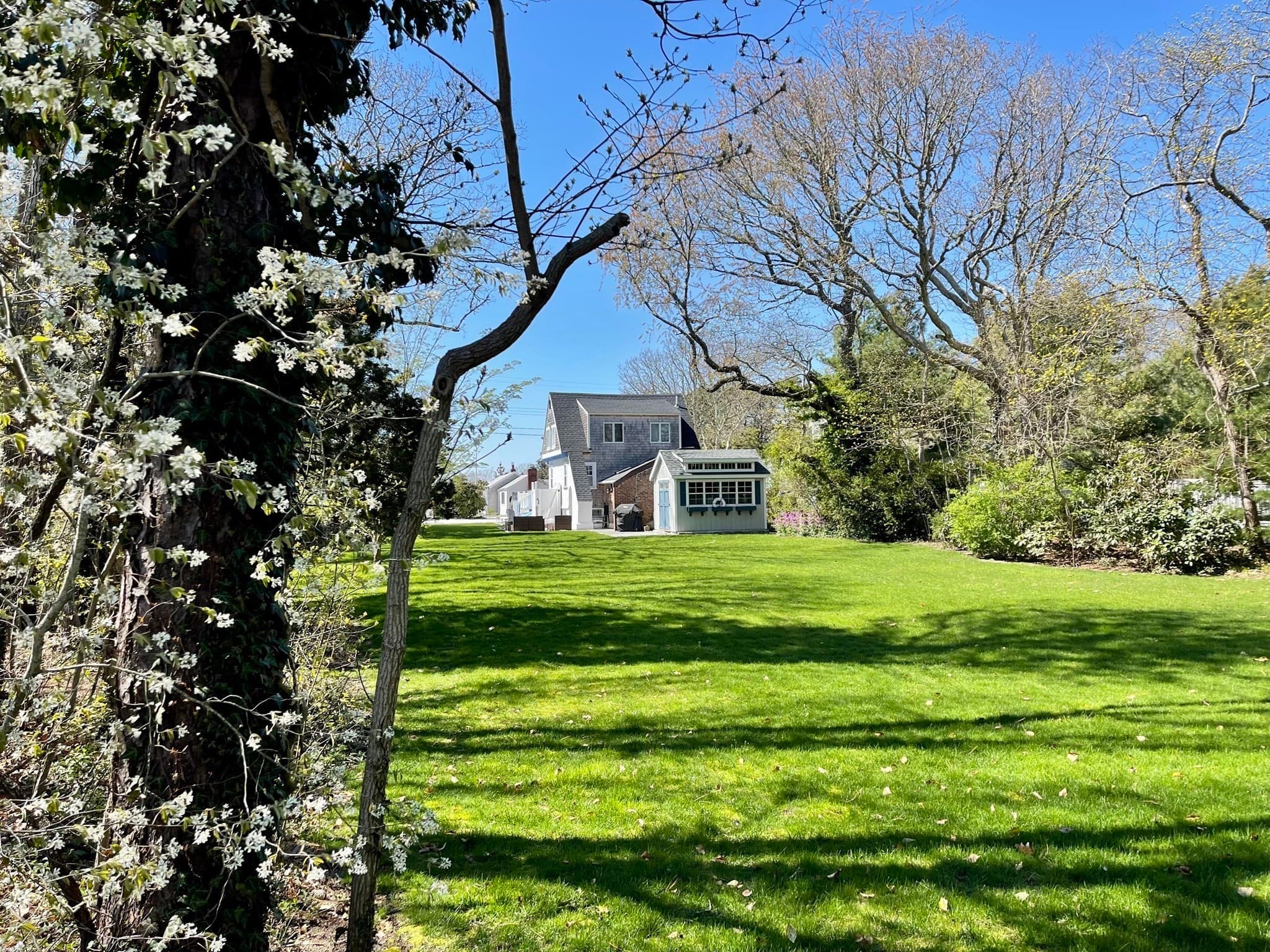 Single Family Residence at 5 Bayview Rd, Mashpee MA 02649, Mashpee, photo 2 of 37