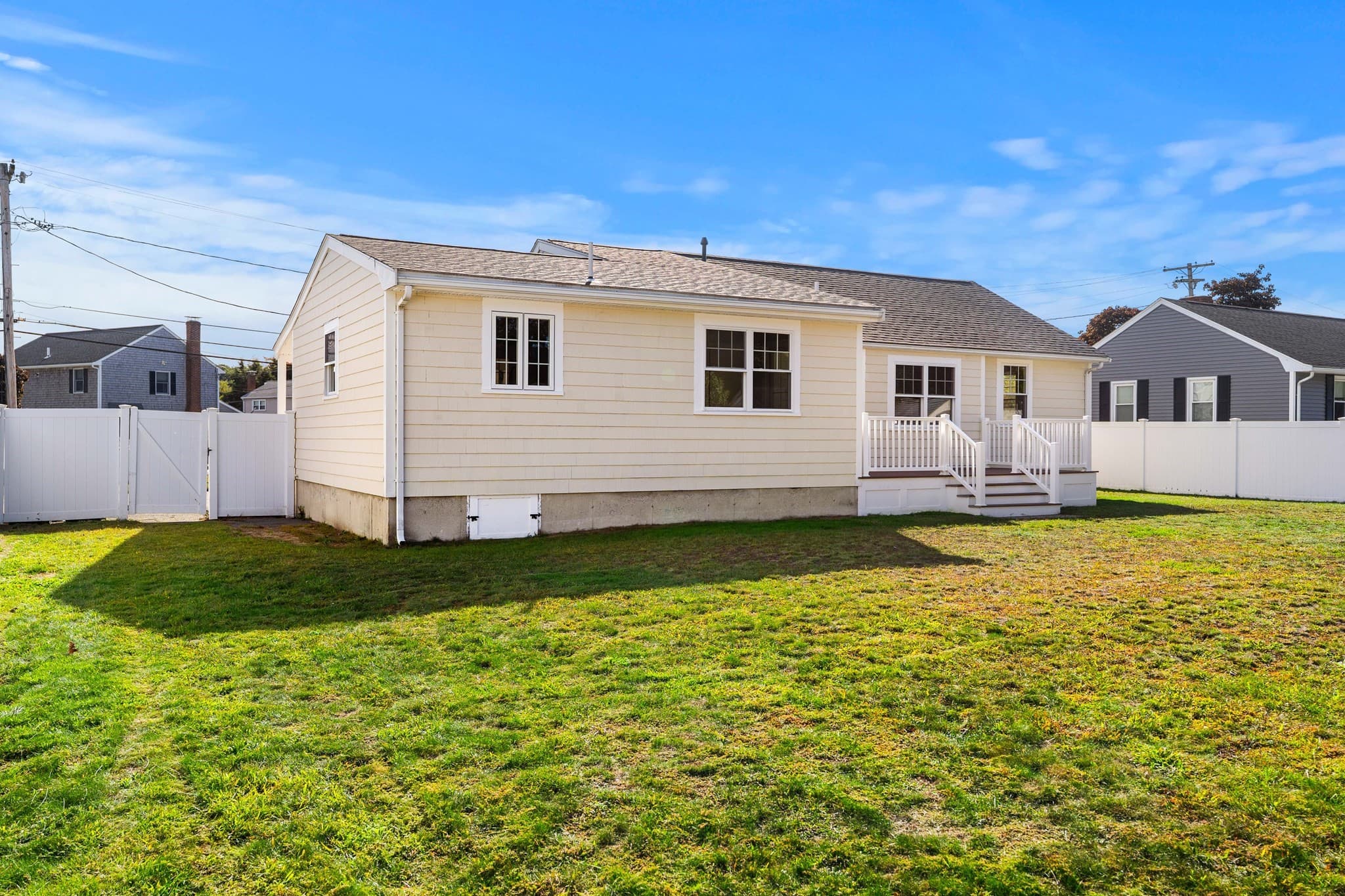 Single Family Residence at 36 Macarthur Blvd, Danvers MA 01923, Danvers, photo 6 of 38