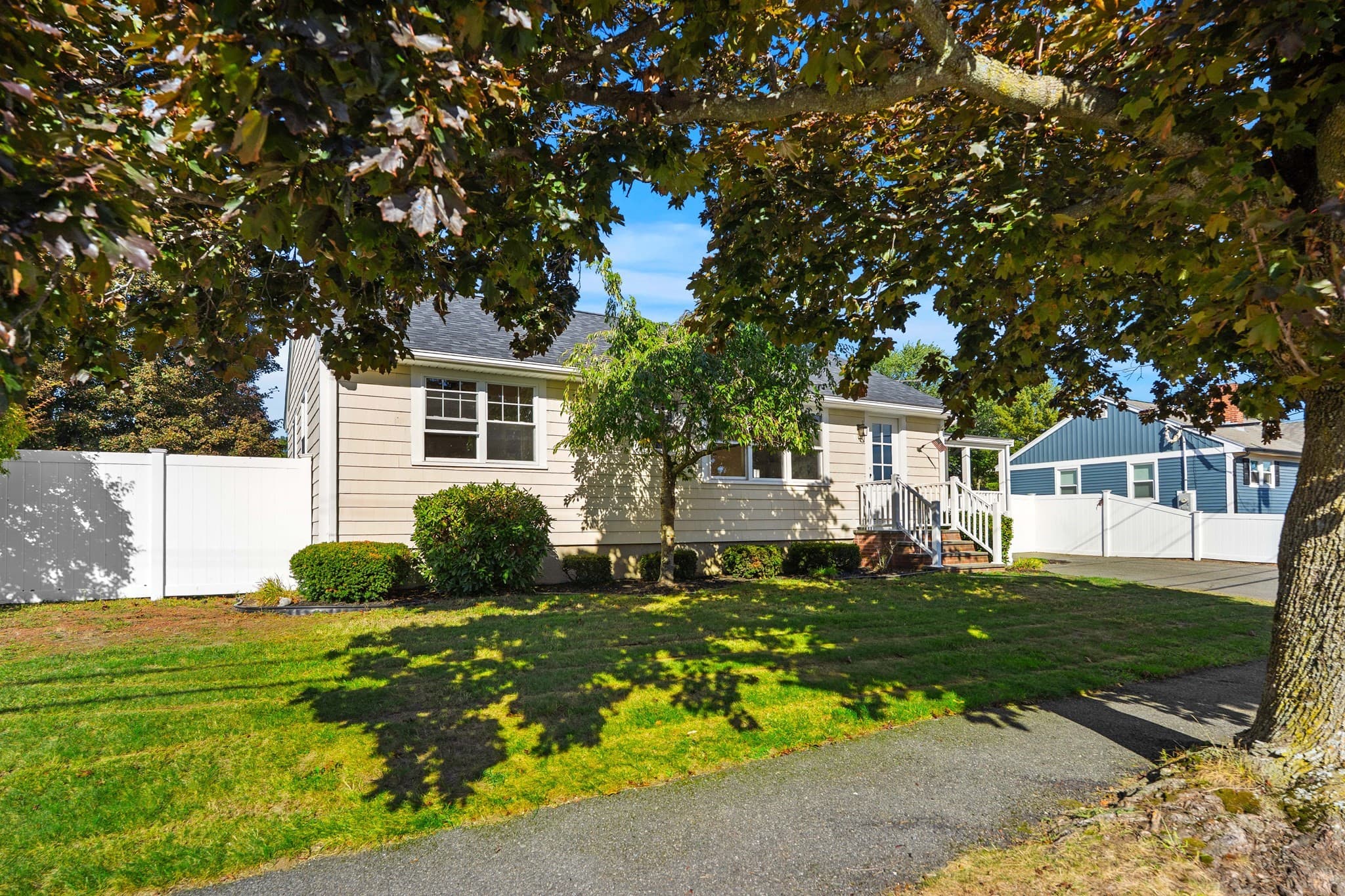 Single Family Residence at 36 Macarthur Blvd, Danvers MA 01923, Danvers, photo 3 of 38