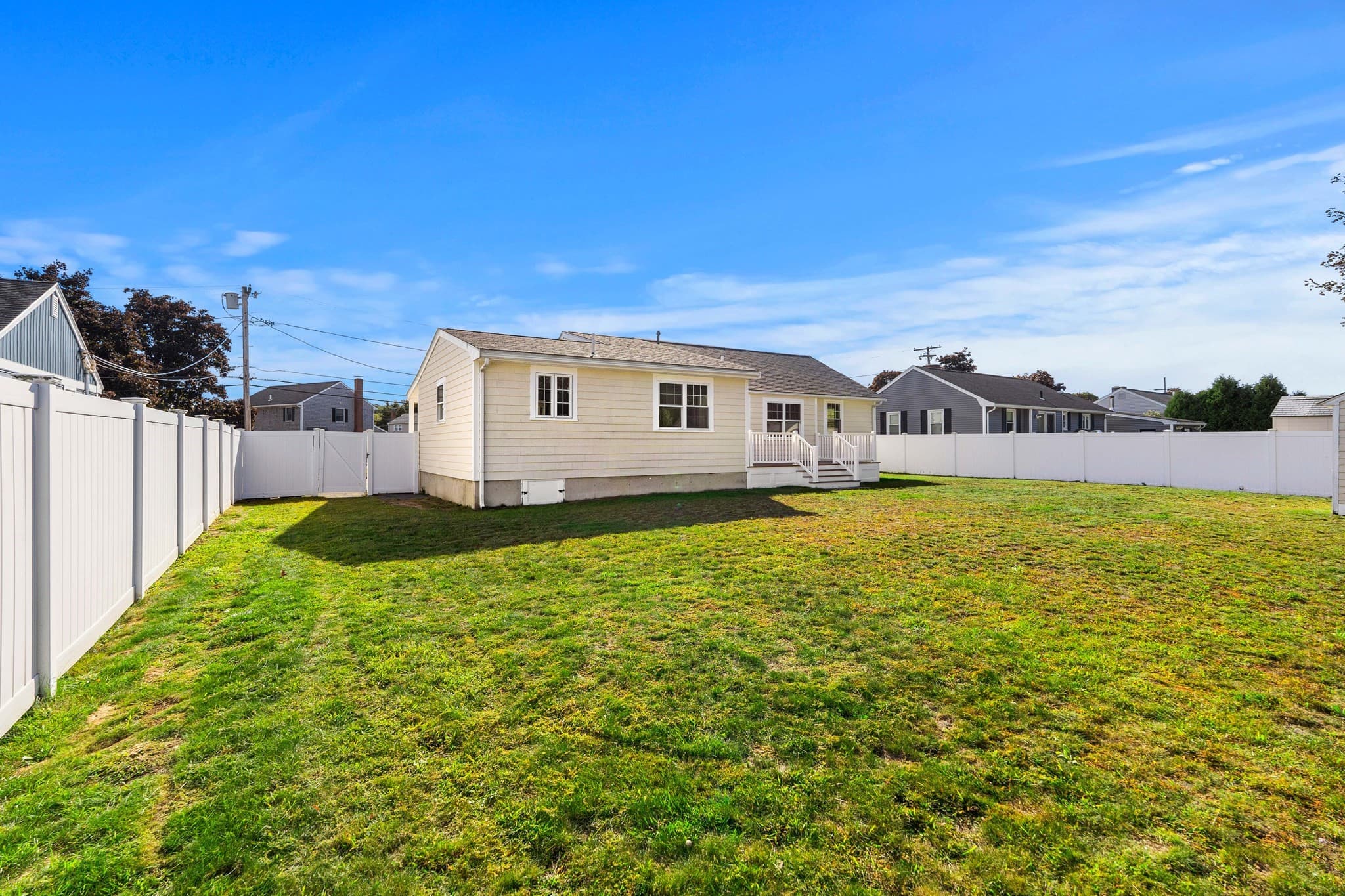 Single Family Residence at 36 Macarthur Blvd, Danvers MA 01923, Danvers, photo 4 of 38