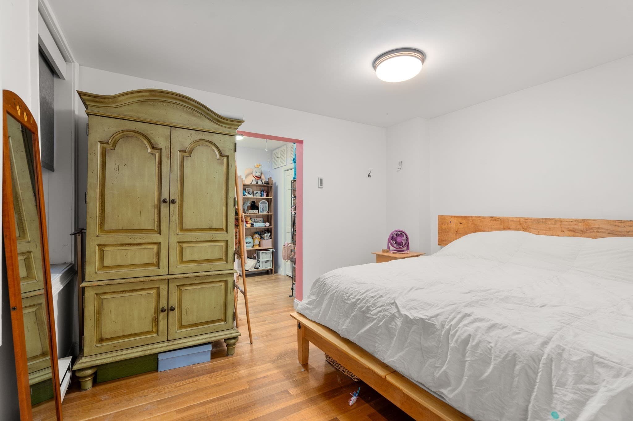 Condominium at 162 Endicott St # 1, Boston MA 02113, Boston, photo 8 of 20