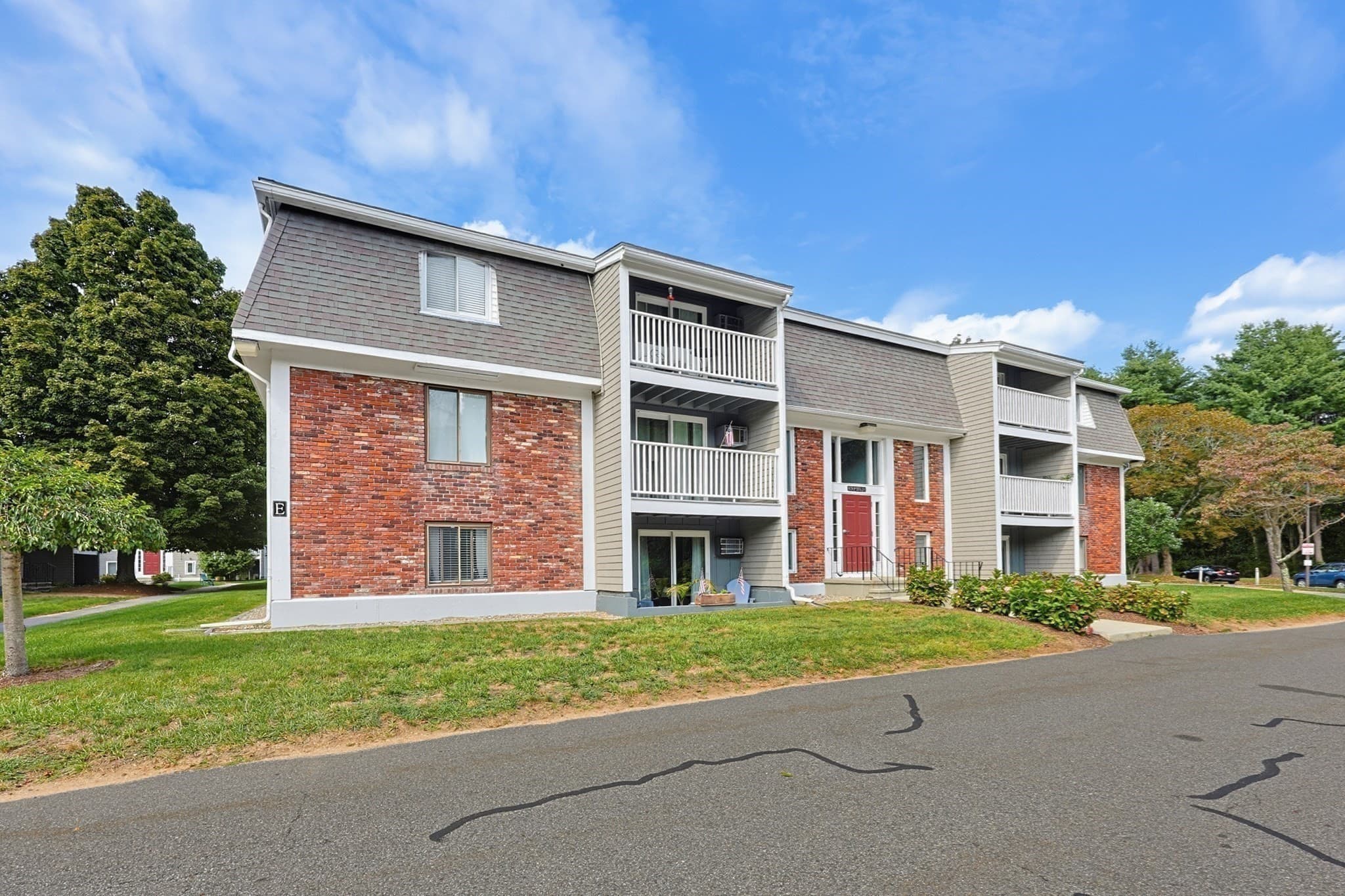 Condominium at 220 Bedford St # E11, Bridgewater MA 02324, Bridgewater, photo 32 of 34
