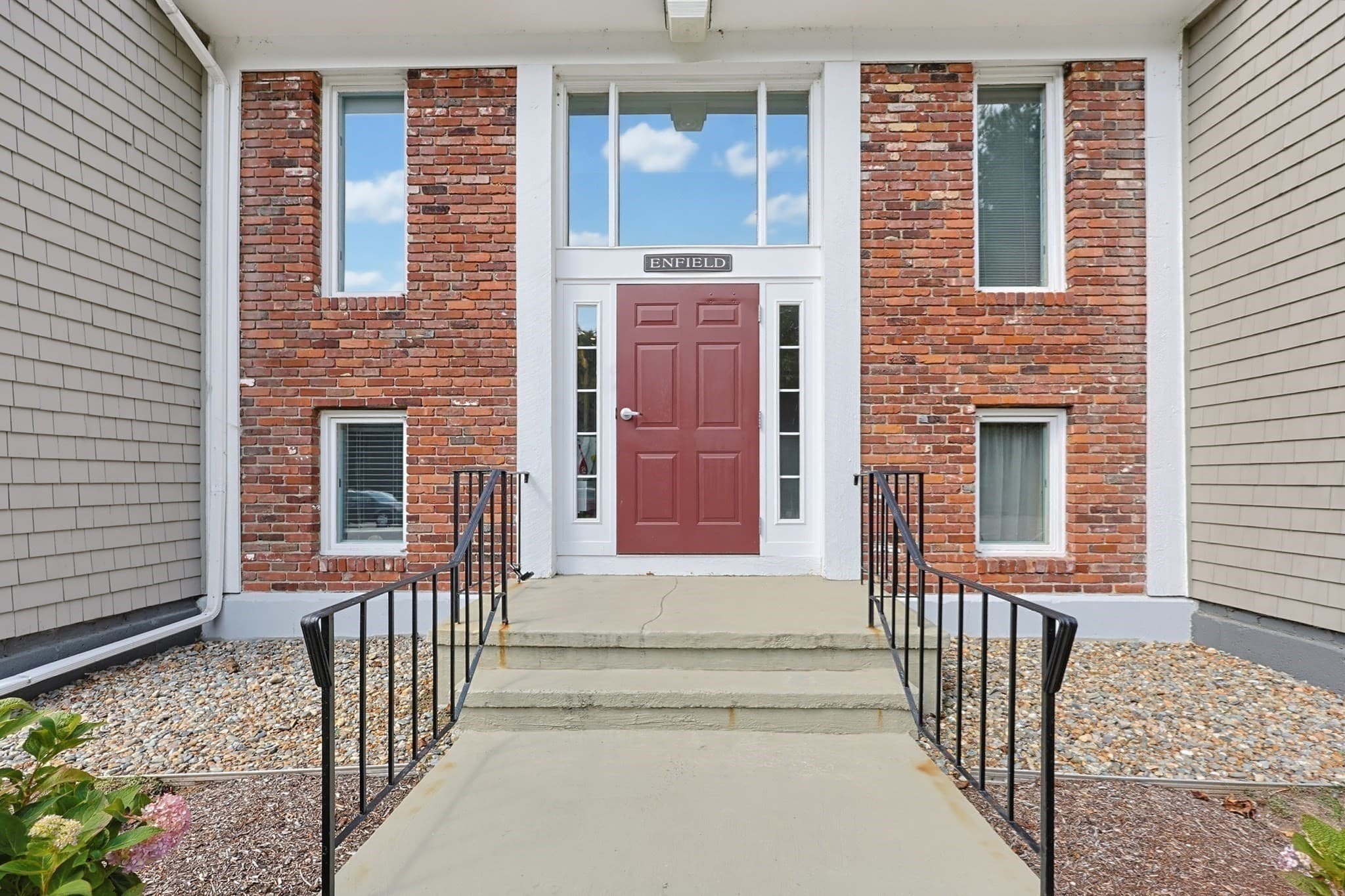 Condominium at 220 Bedford St # E11, Bridgewater MA 02324, Bridgewater, photo 29 of 34